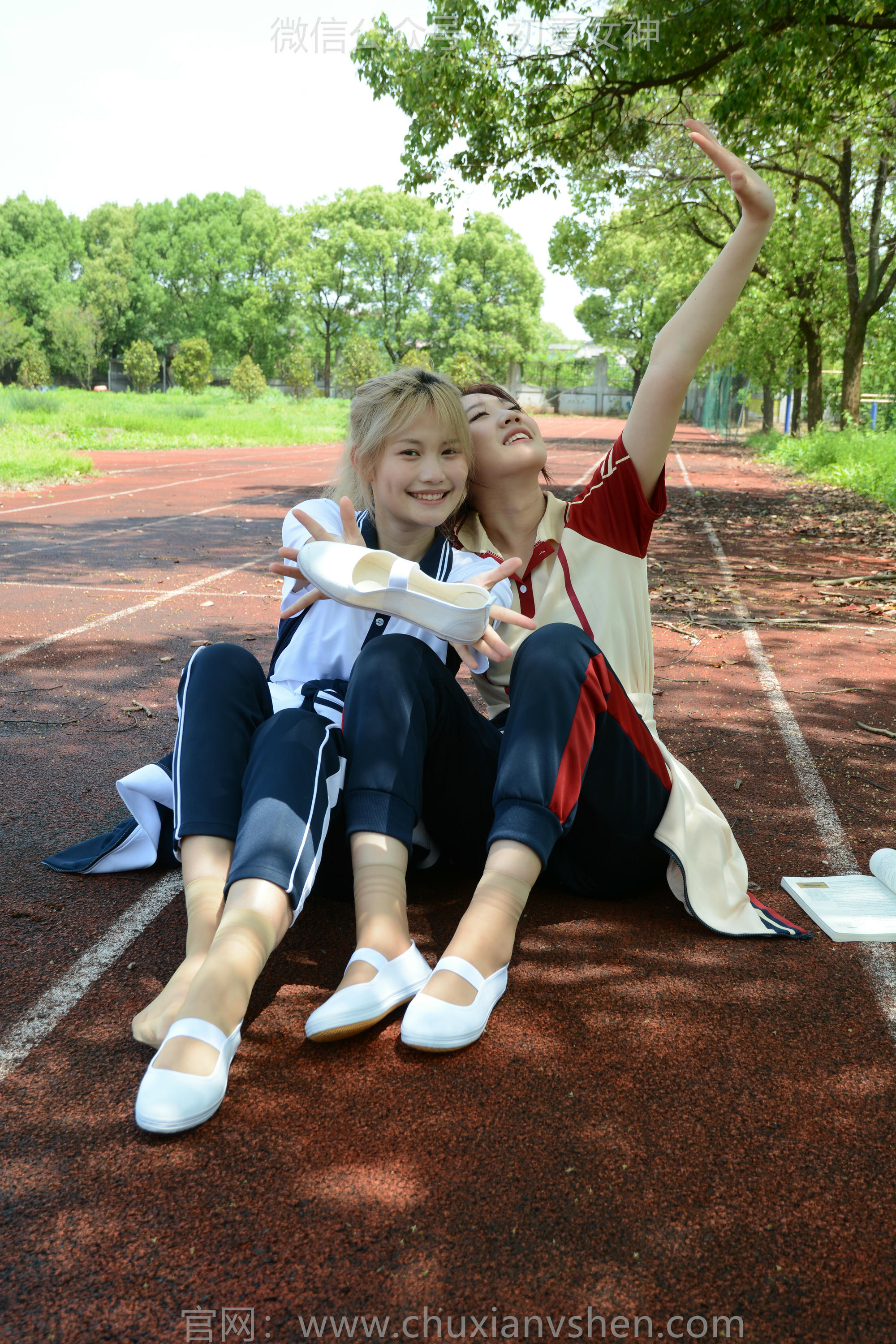 初夏女神 NO.172 幺幺、菲菲 再忆童年 [100P1V-3.88GB]_第4集