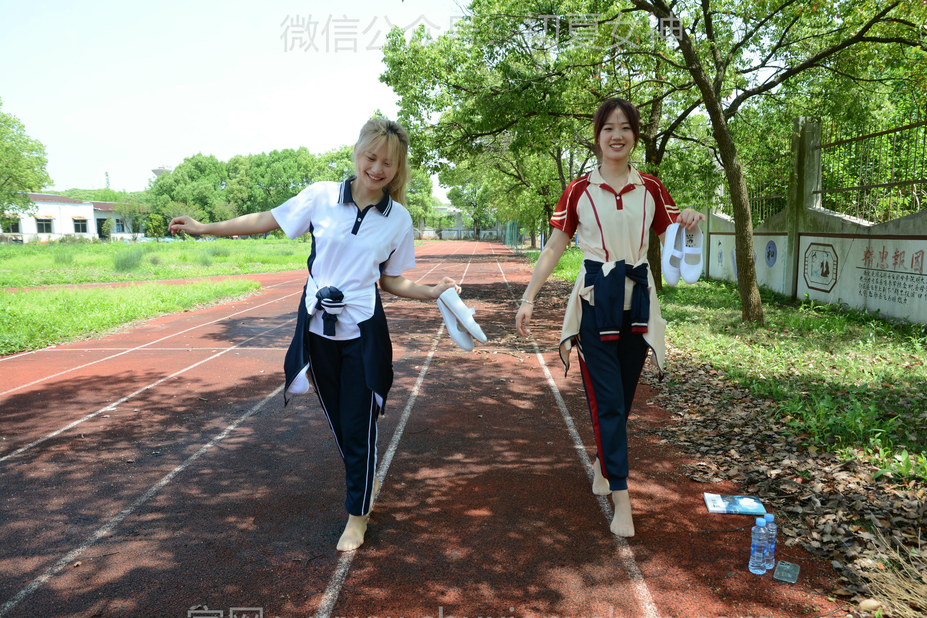 初夏女神 NO.172 幺幺、菲菲 再忆童年 [100P1V-3.88GB]_第4集