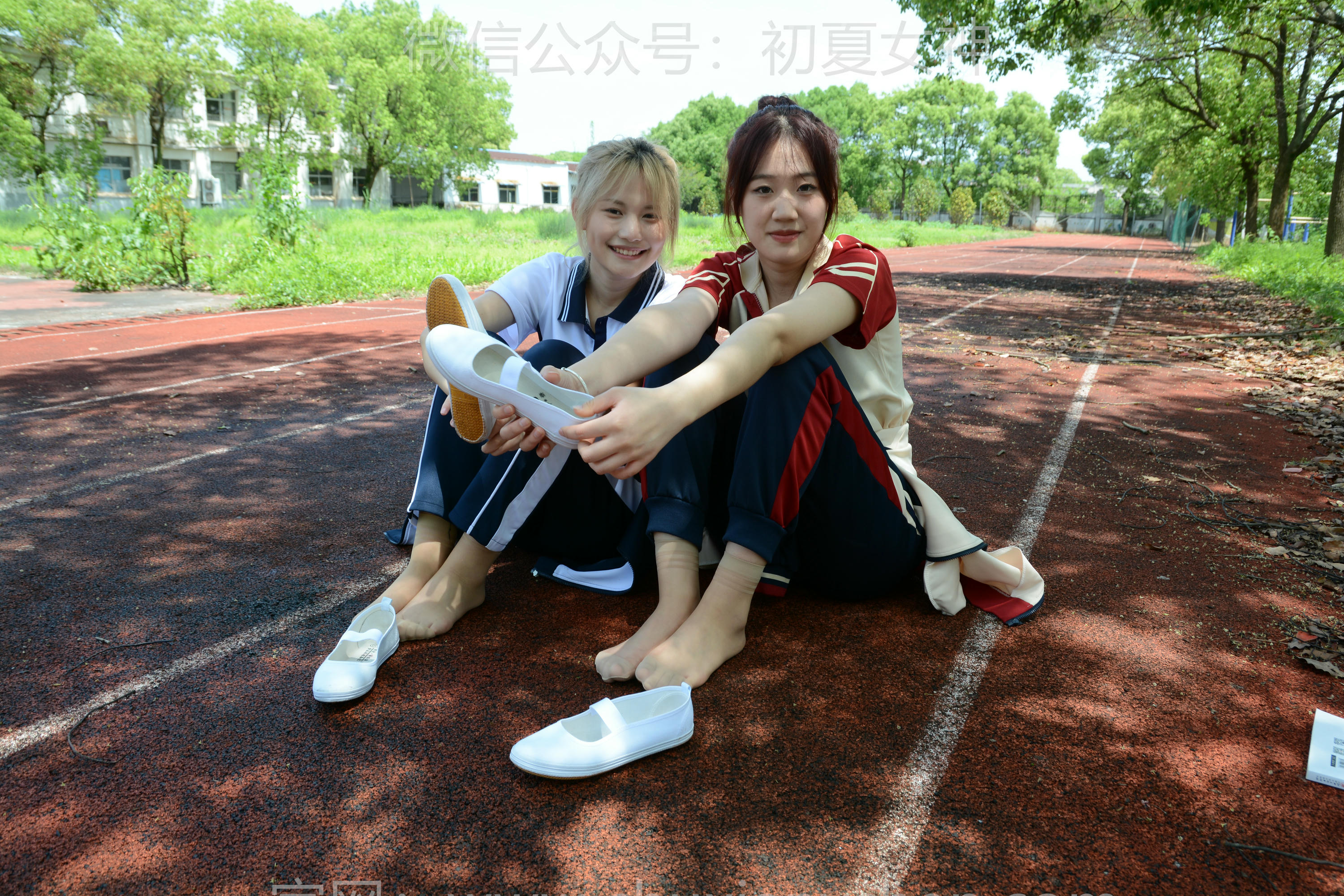 初夏女神 NO.172 幺幺、菲菲 再忆童年 [100P1V-3.88GB]_第5集