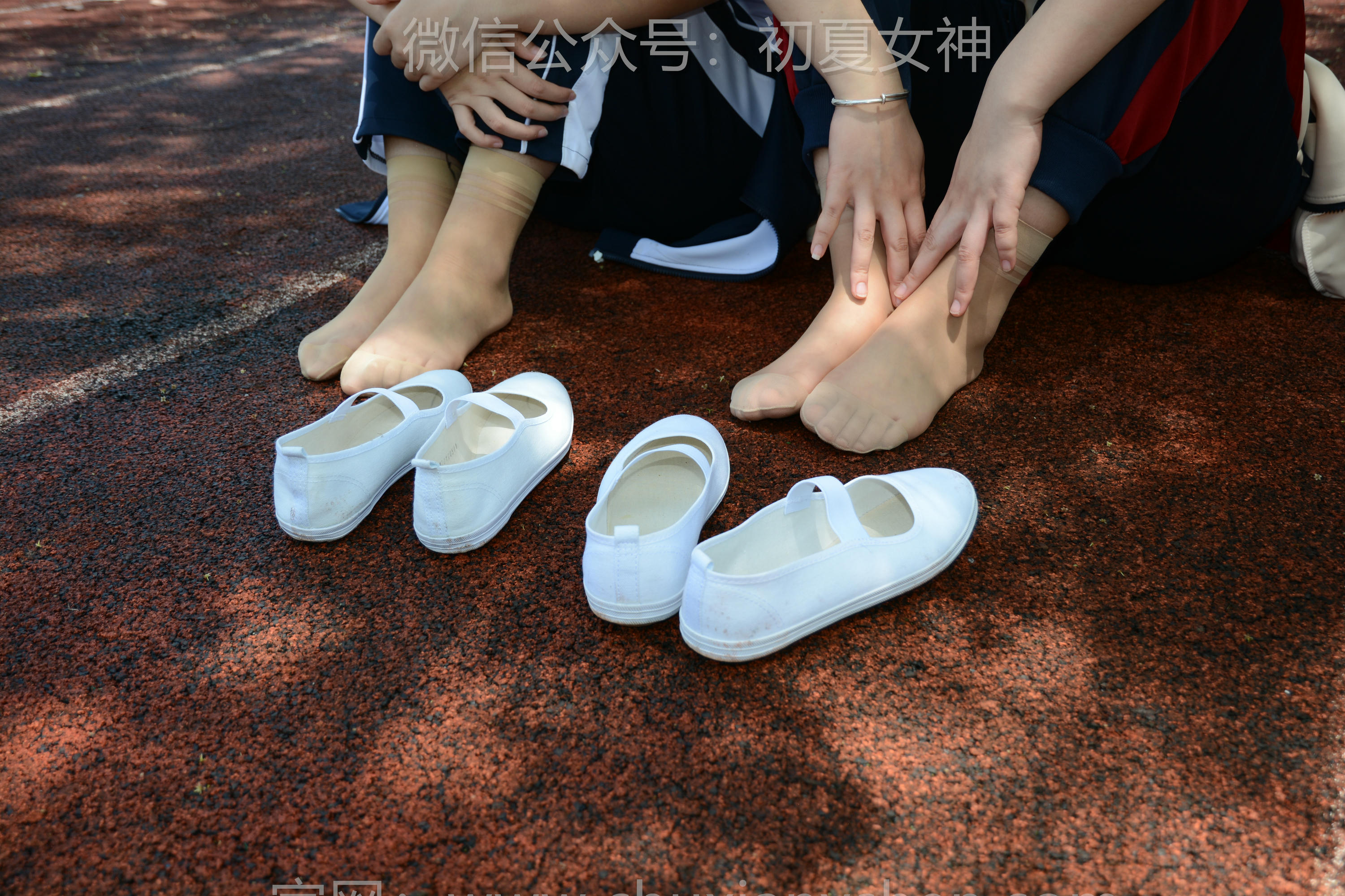 初夏女神 NO.172 幺幺、菲菲 再忆童年 [100P1V-3.88GB]_第5集