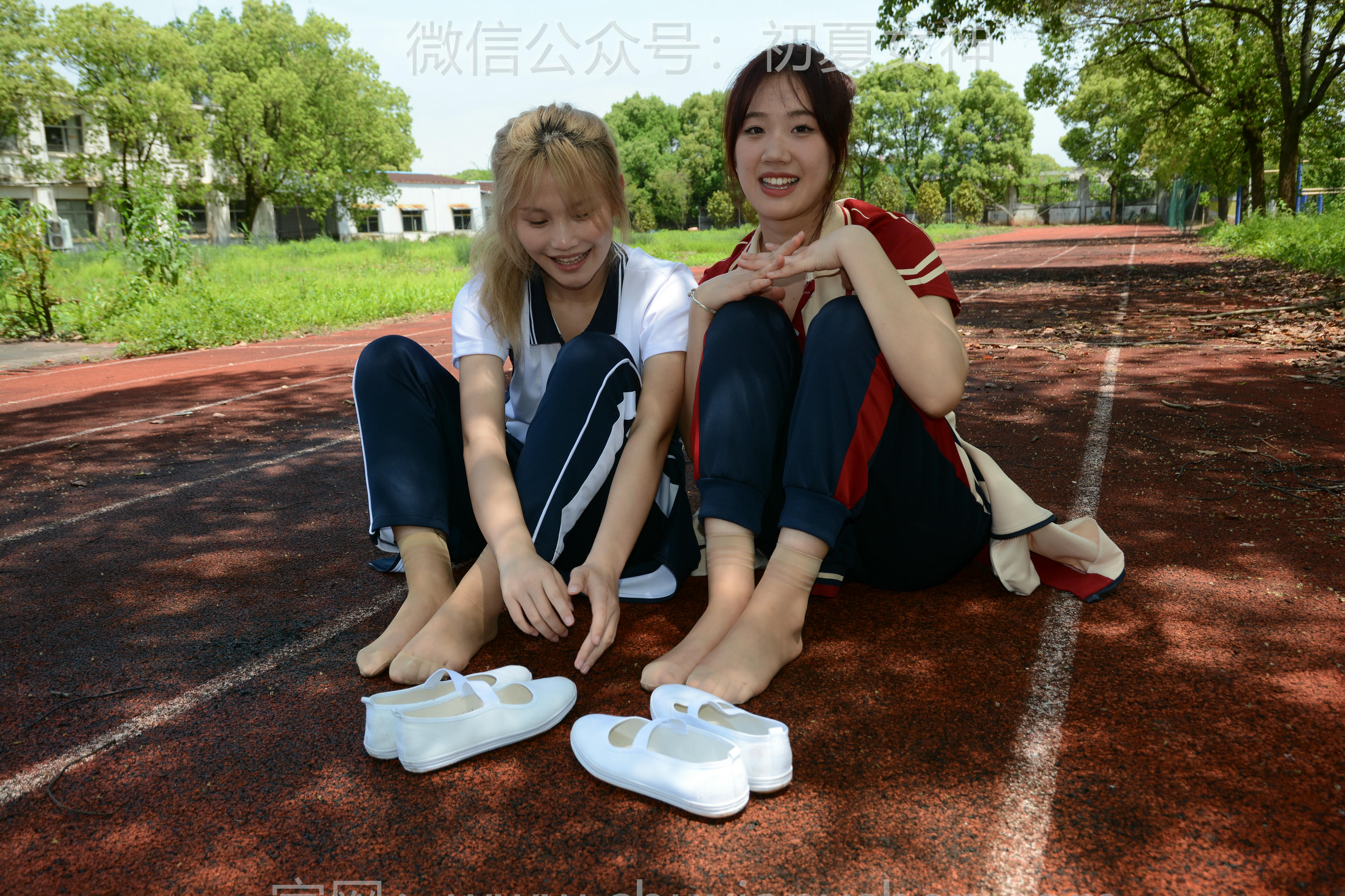 初夏女神 NO.172 幺幺、菲菲 再忆童年 [100P1V-3.88GB]_第5集