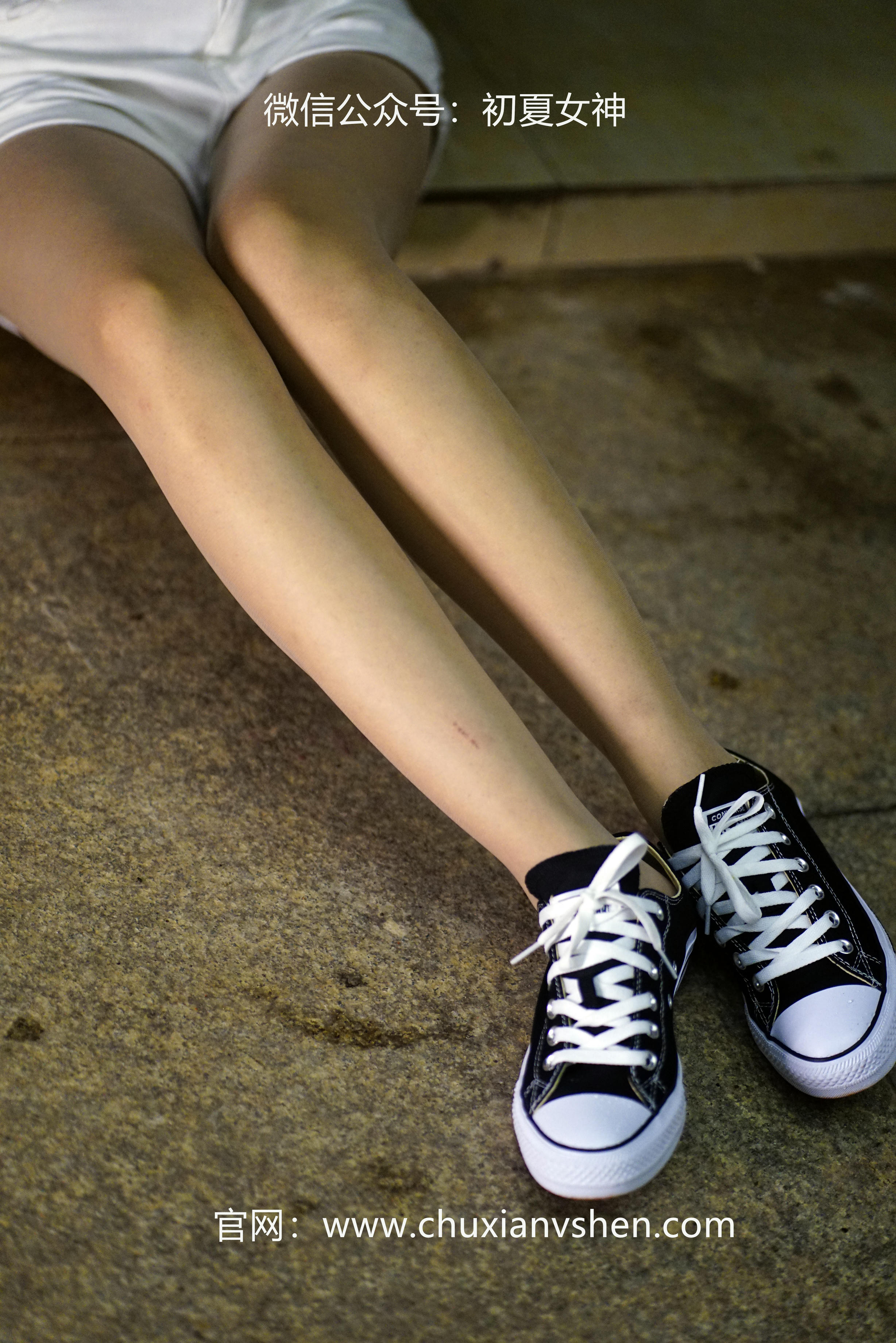 初夏女神 NO.037 依依 夏日夜雨[72P+1V／3.75GB]_第3集