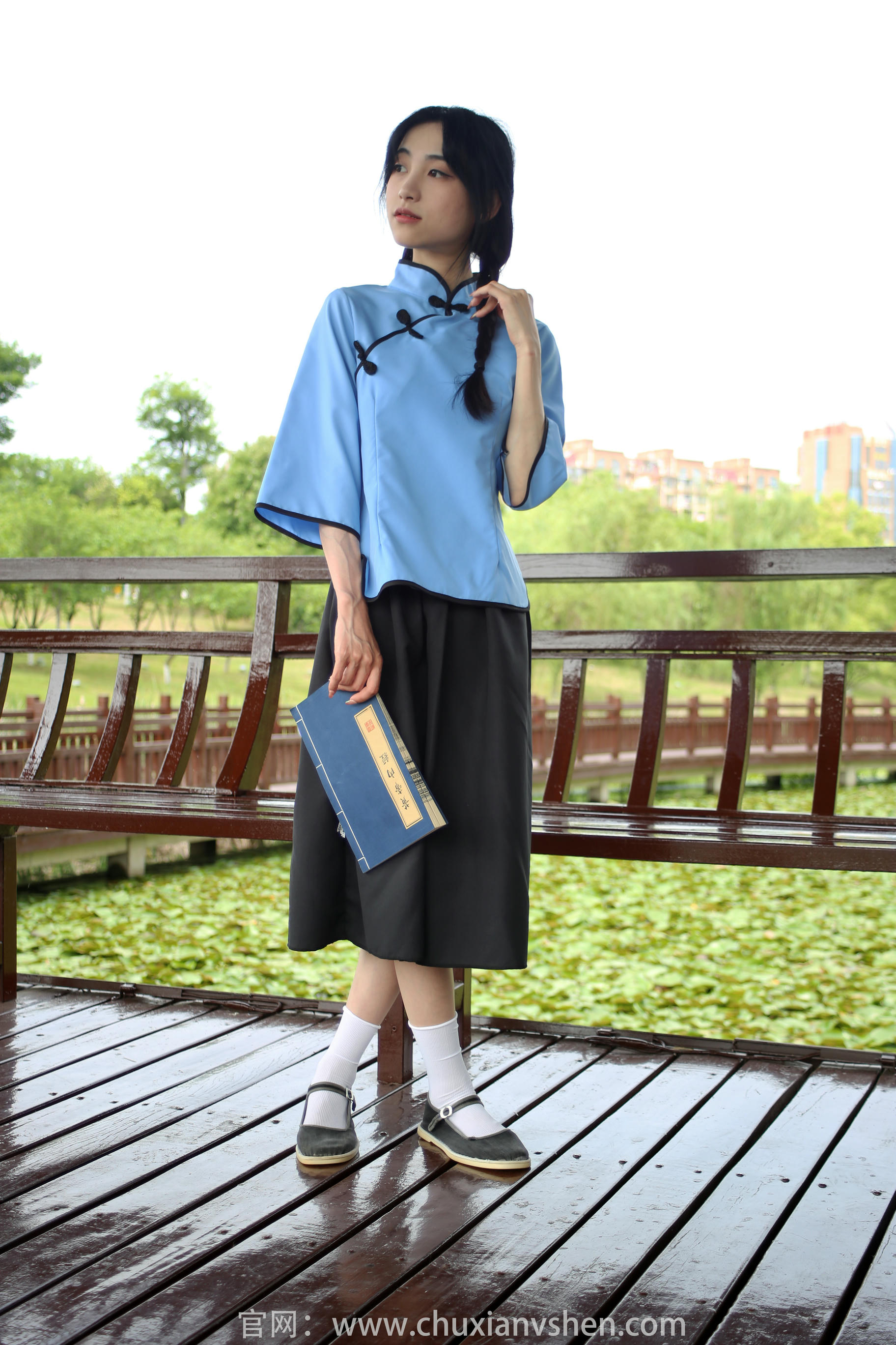 初夏女神 NO.179 柒柒 我的1912 [120P1V-3.38GB]_第2集