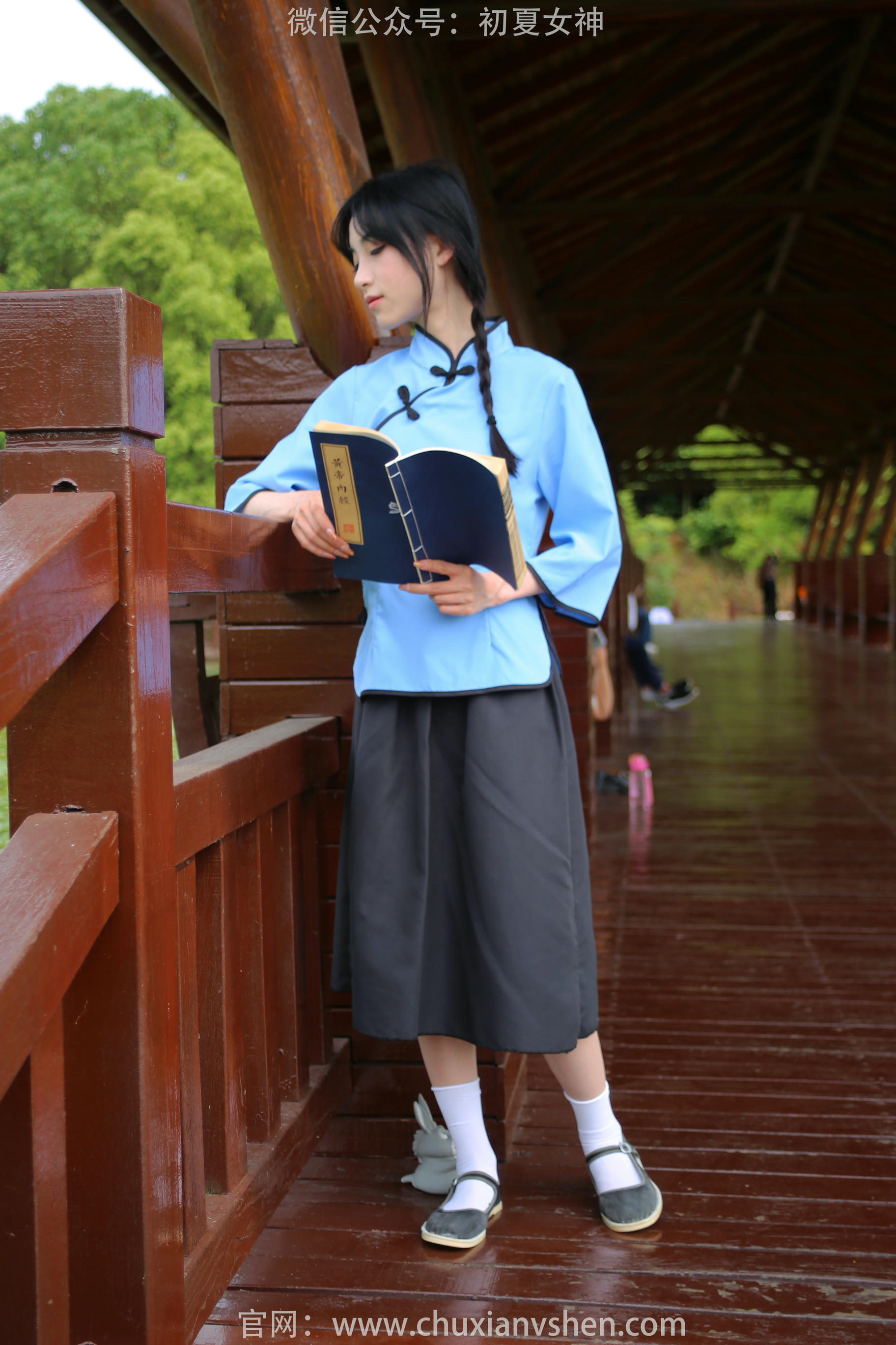 初夏女神 NO.179 柒柒 我的1912 [120P1V-3.38GB]_第2集