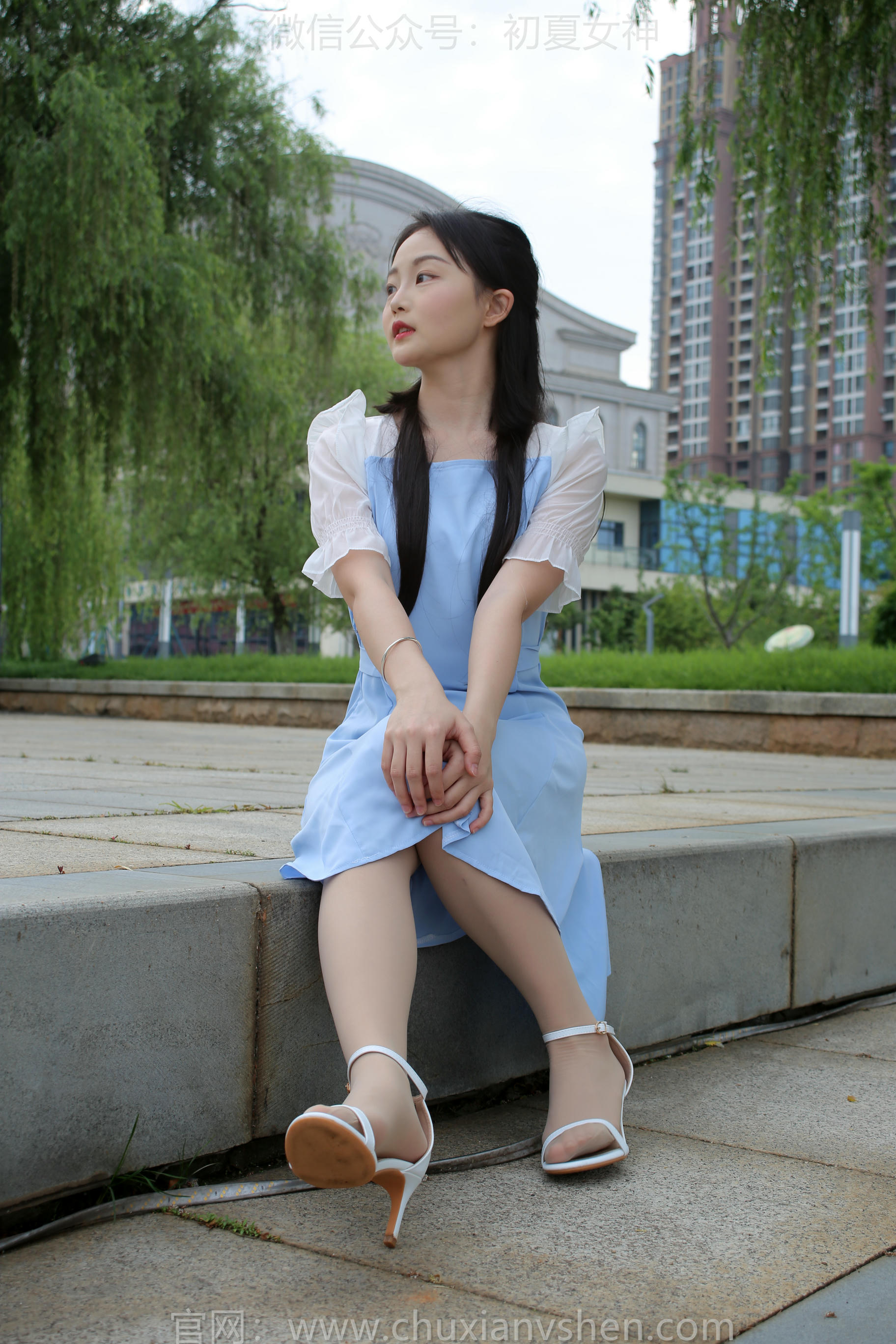 初夏女神 NO.180 双双 绿树成荫 [140P1V-5.37GB]_第4集