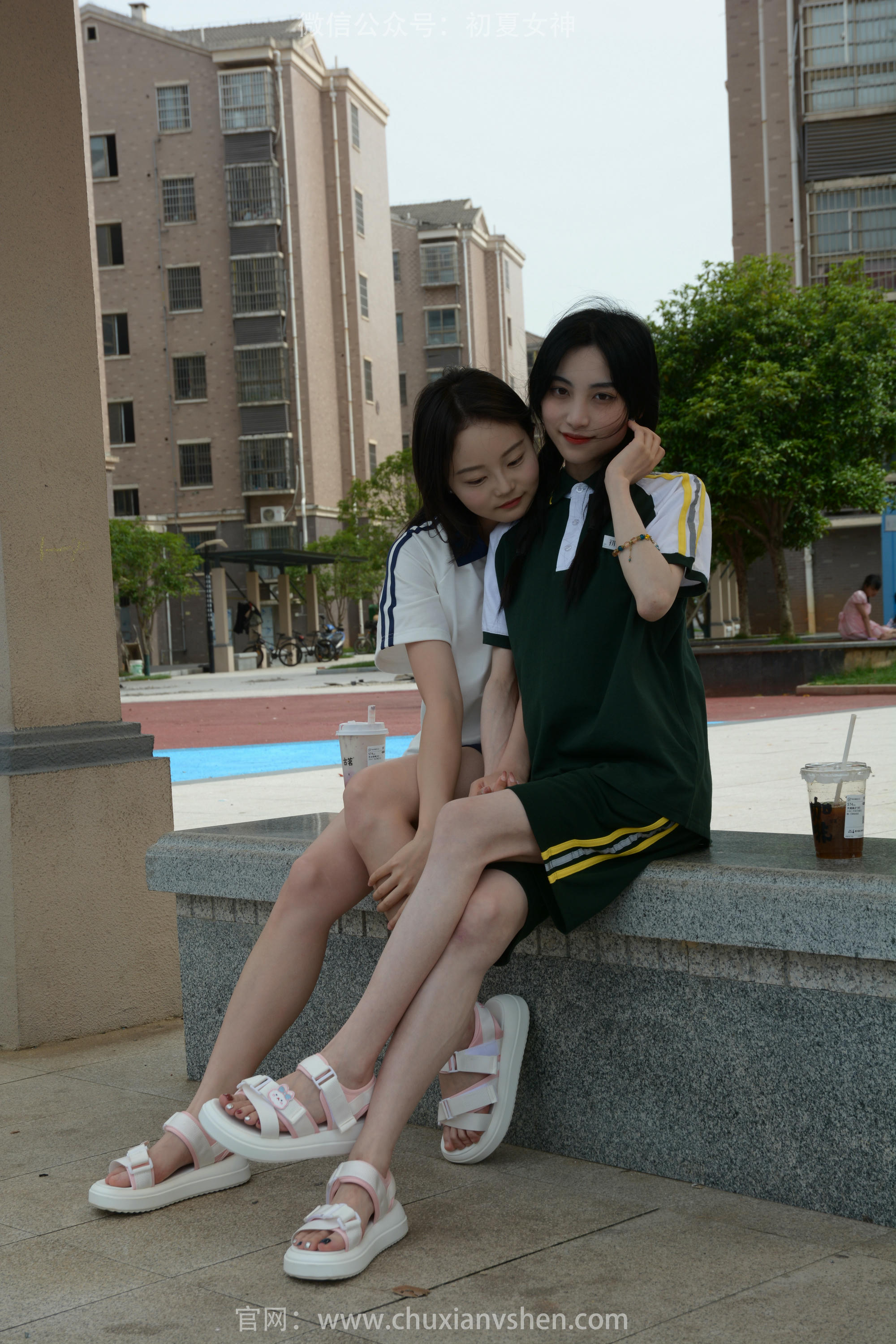 初夏女神 NO.185 柒柒、双双 相见恨晚 [120P1V-3.48GB]_第2集