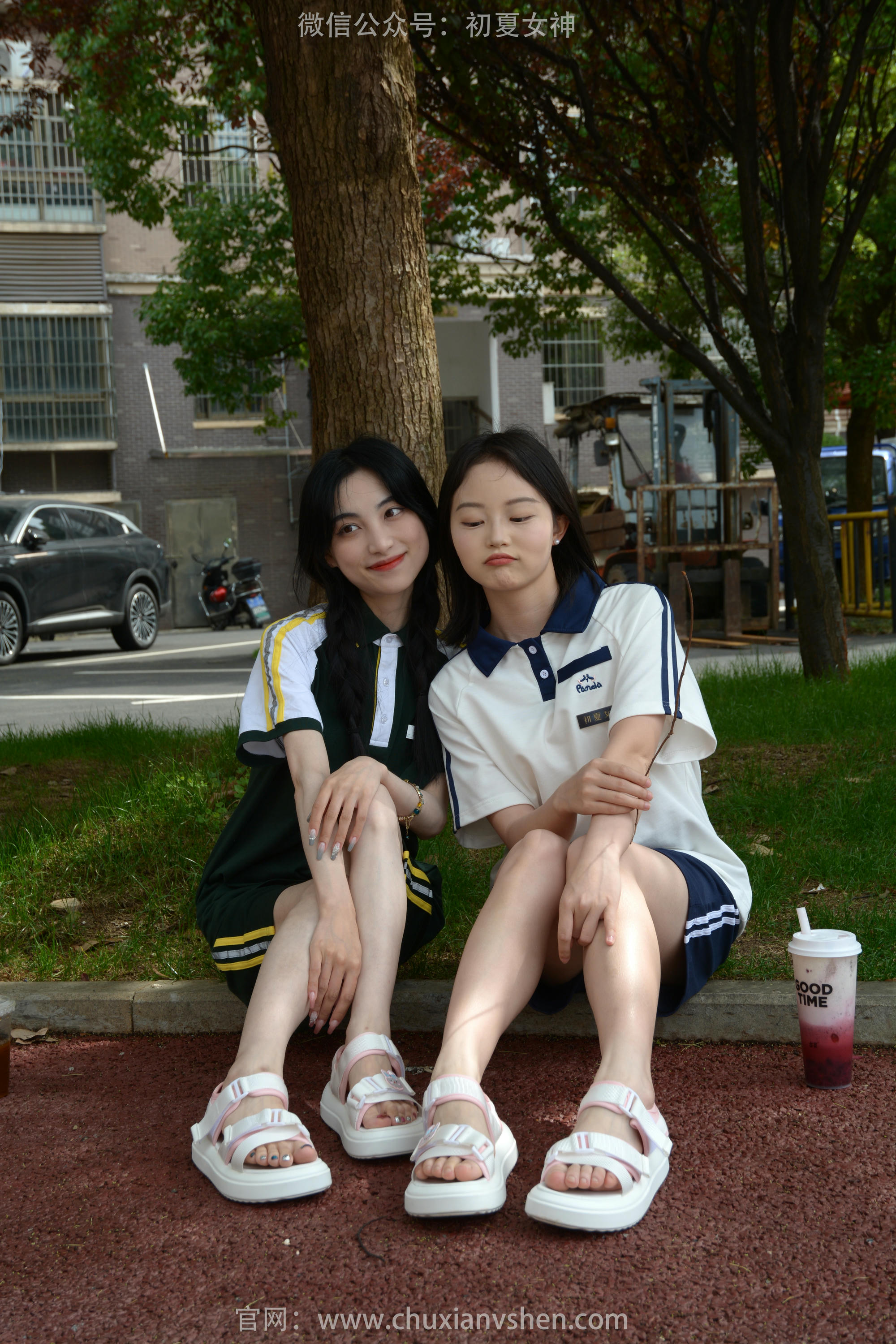 初夏女神 NO.185 柒柒、双双 相见恨晚 [120P1V-3.48GB]_第2集