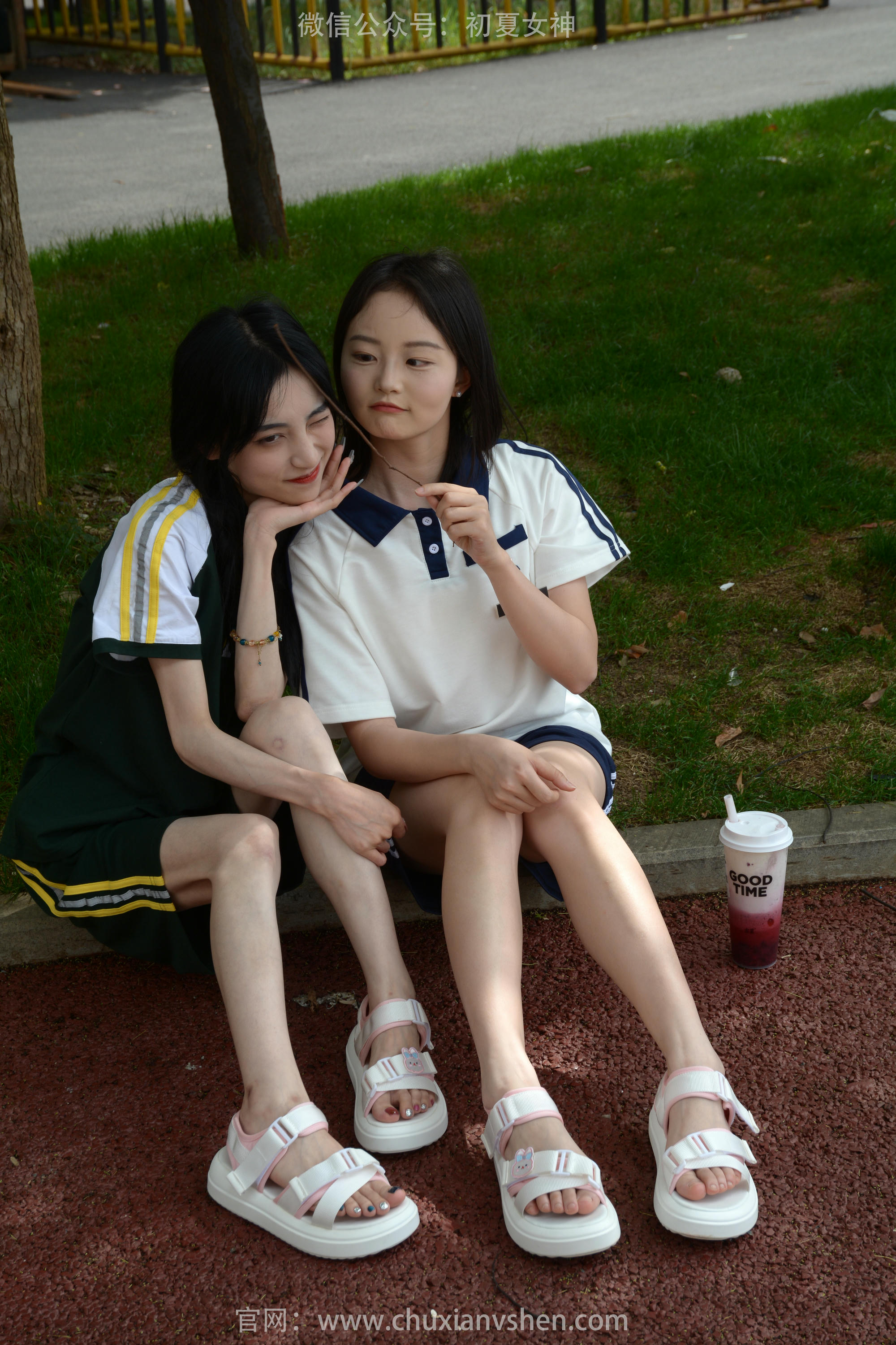 初夏女神 NO.185 柒柒、双双 相见恨晚 [120P1V-3.48GB]_第2集