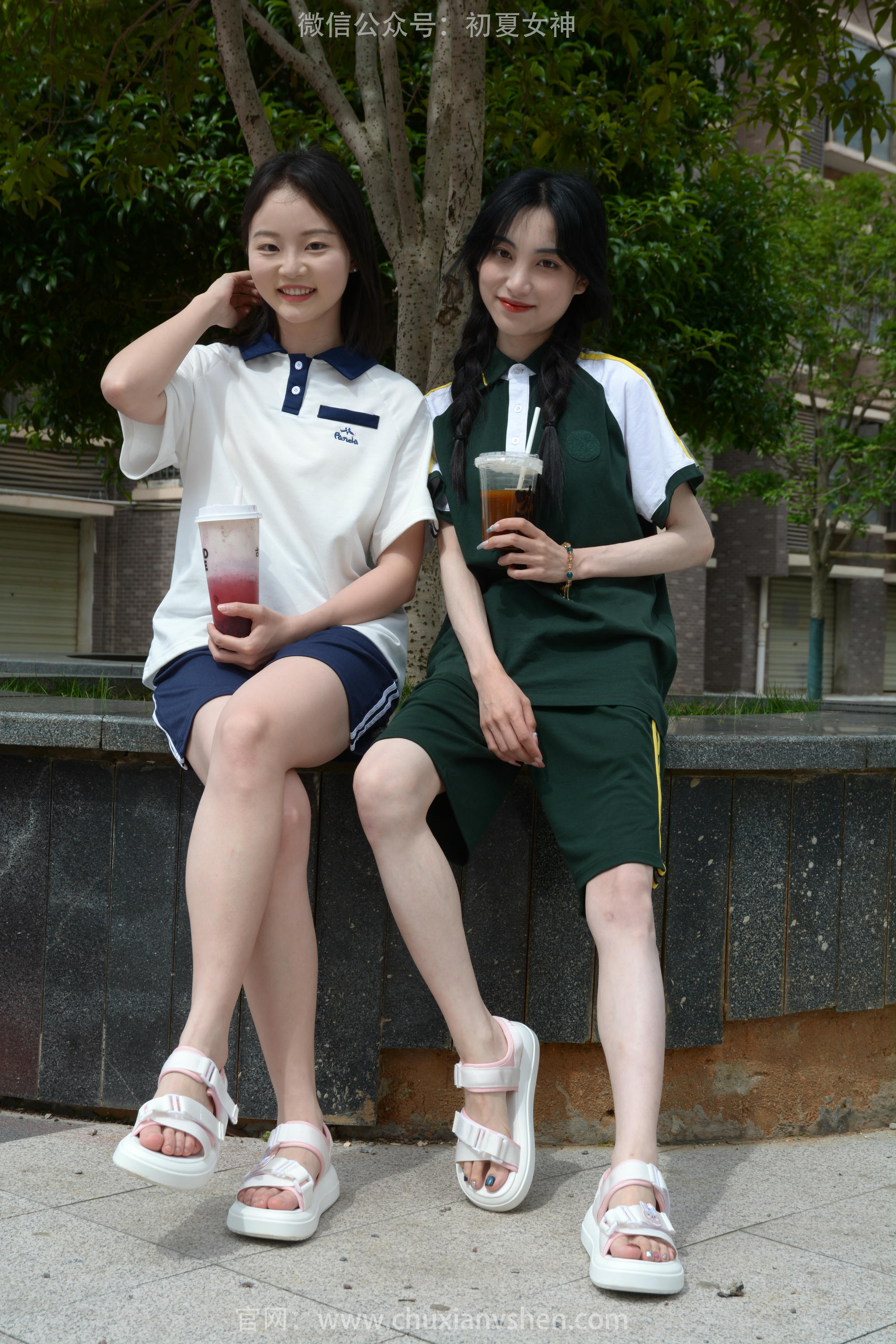 初夏女神 NO.185 柒柒、双双 相见恨晚 [120P1V-3.48GB]_第1集