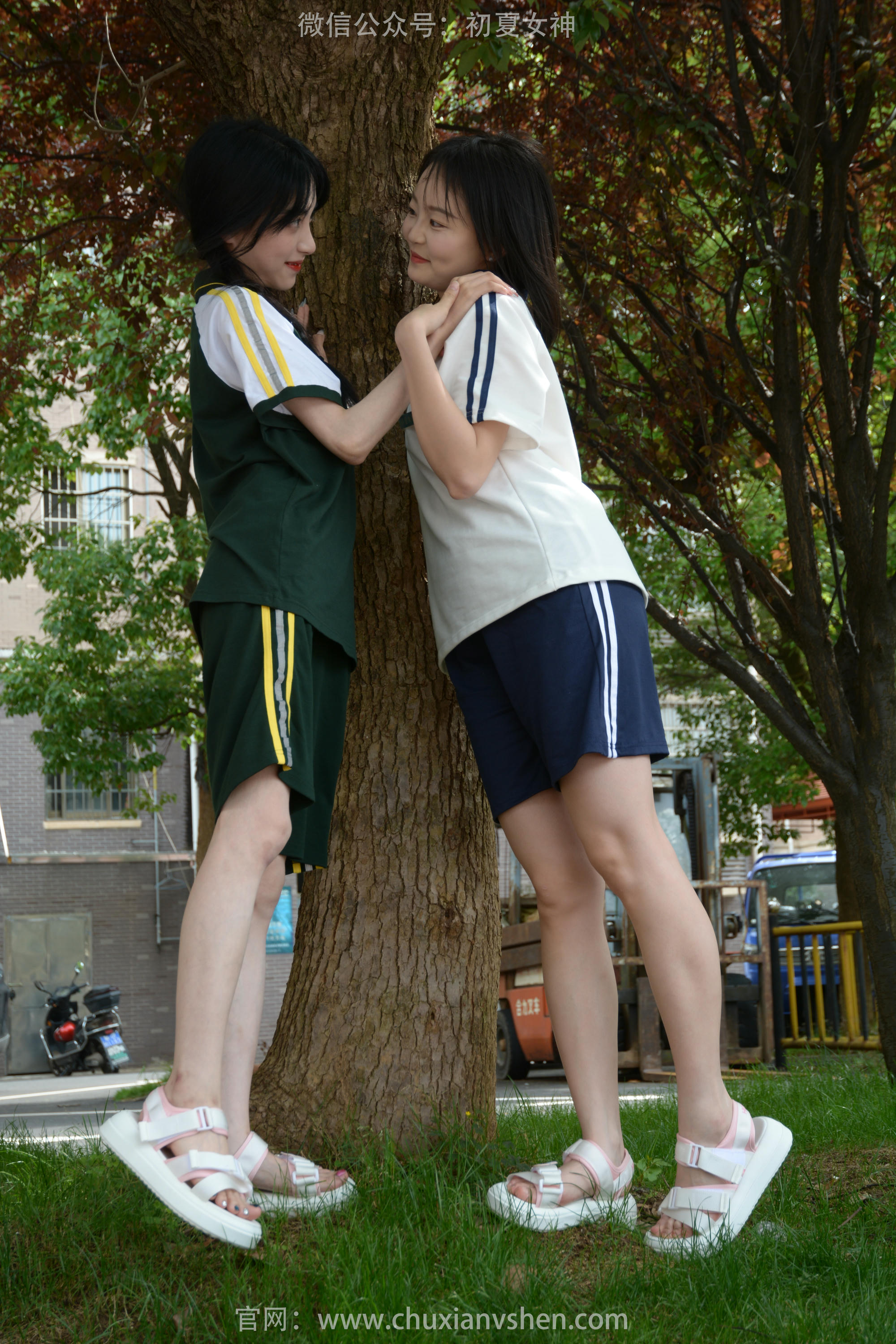 初夏女神 NO.185 柒柒、双双 相见恨晚 [120P1V-3.48GB]_第3集