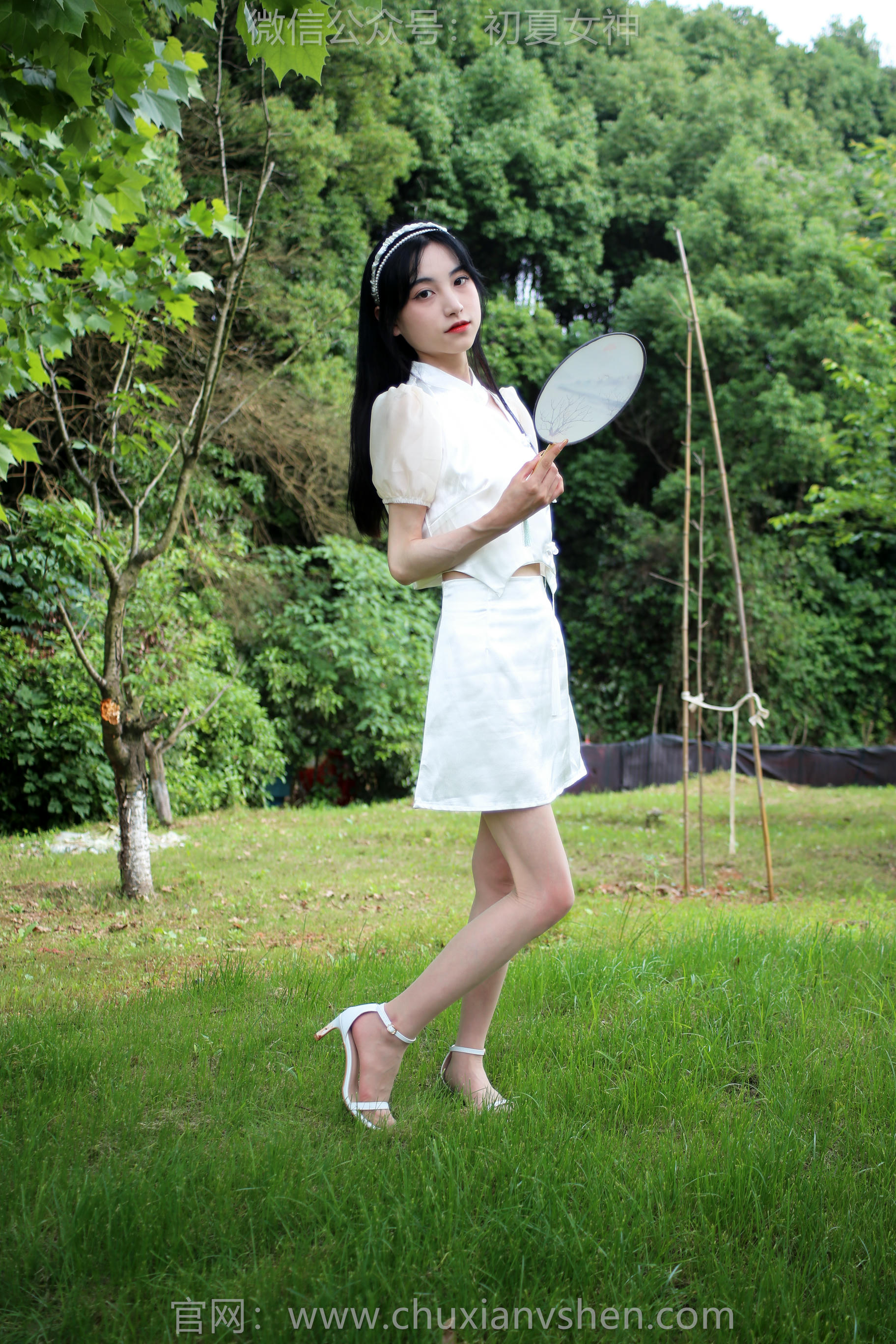 初夏女神 NO.186 柒柒 柔情似水 [110P1V-4.11GB]_第4集