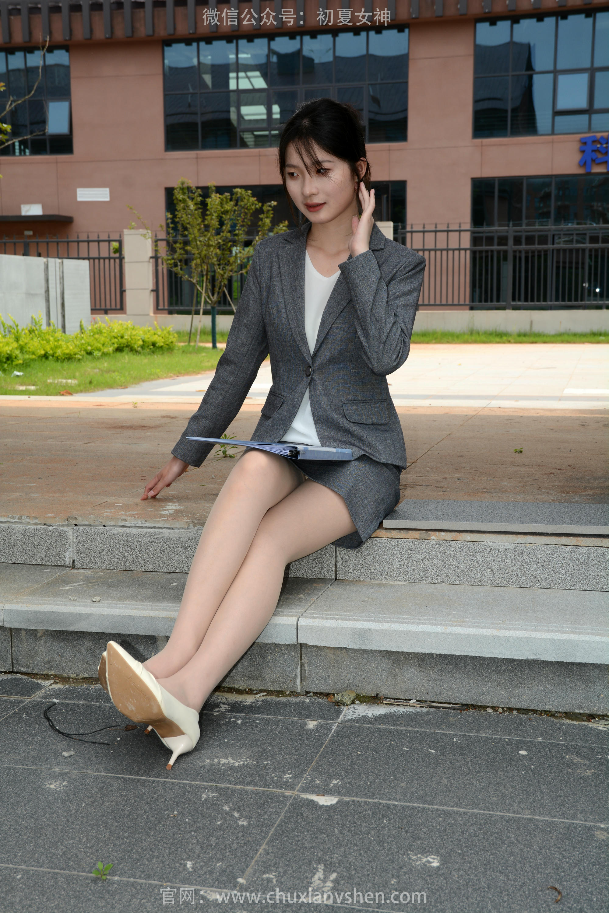 初夏女神 NO.188 安妮 放学时刻 [110P1V-4.02GB]_第3集