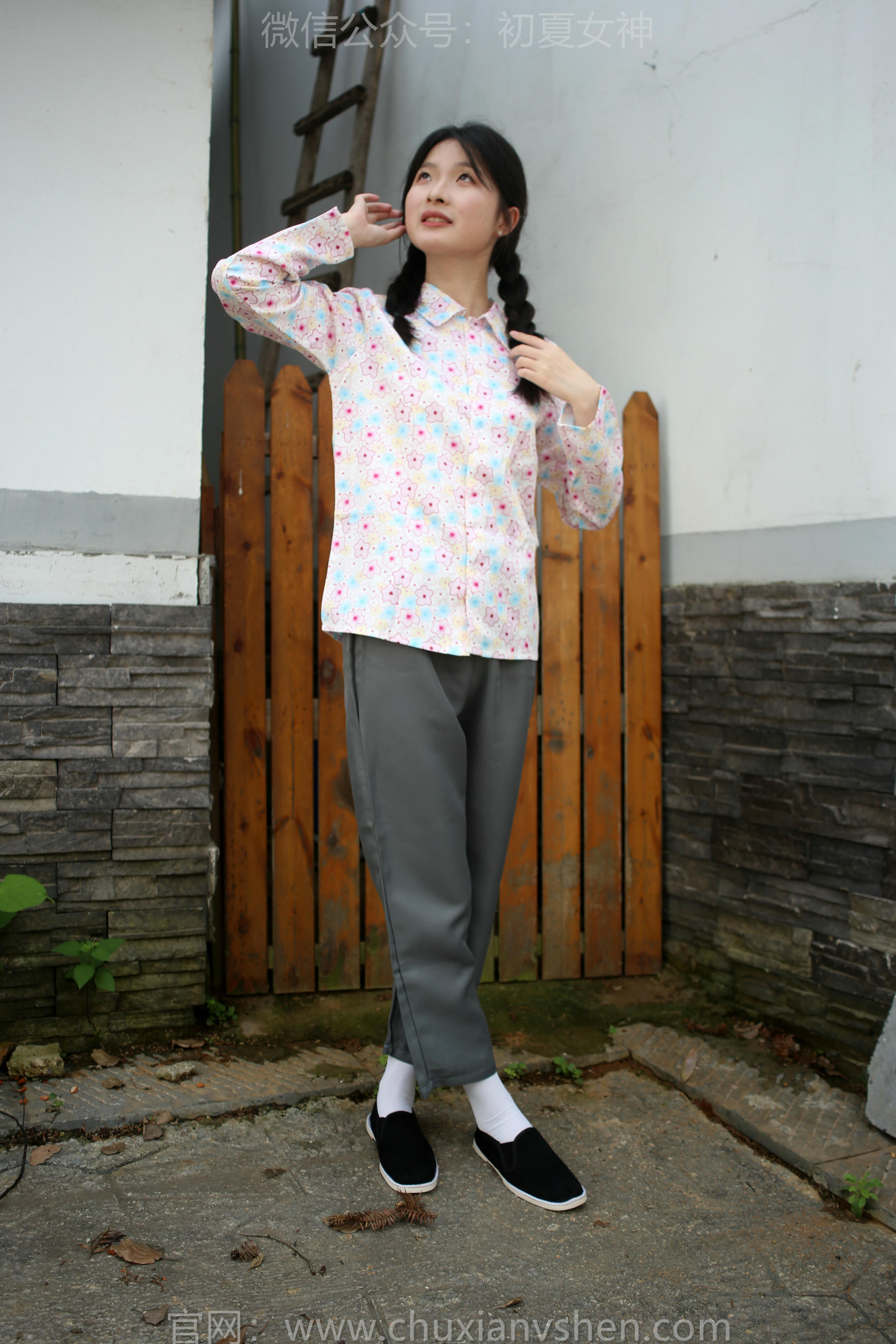 初夏女神 NO.194 安妮 回村过节 [120P1V-5.28GB]_第1集