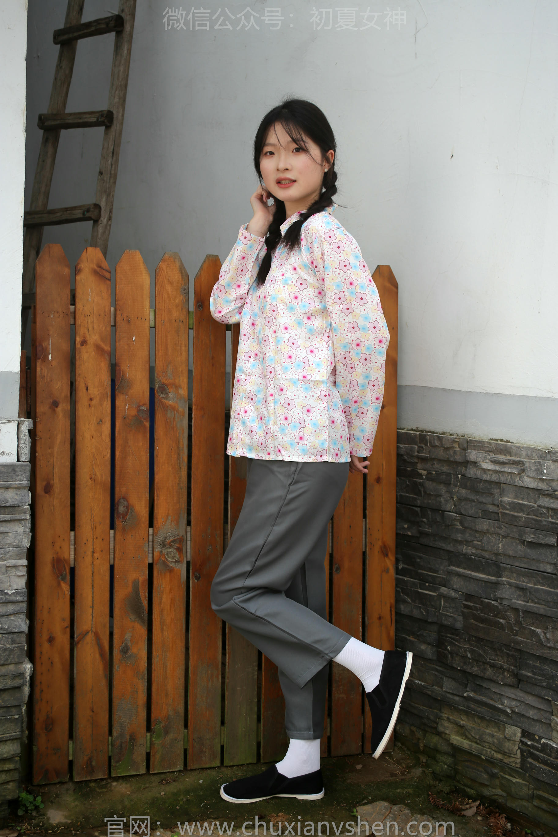 初夏女神 NO.194 安妮 回村过节 [120P1V-5.28GB]_第1集