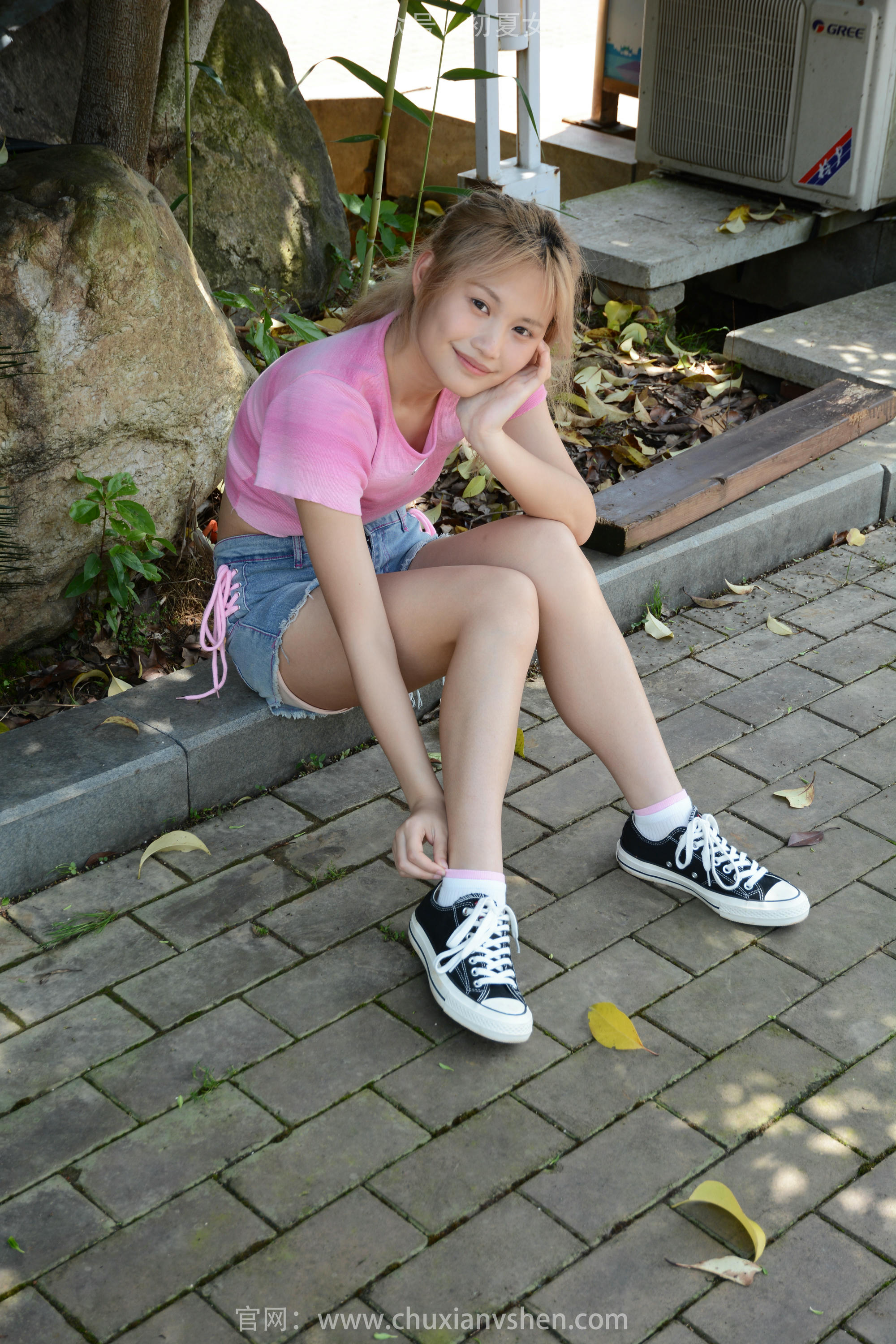 初夏女神 NO.196 幺幺 金毛狮王 [130P1V-3.78GB]_第3集