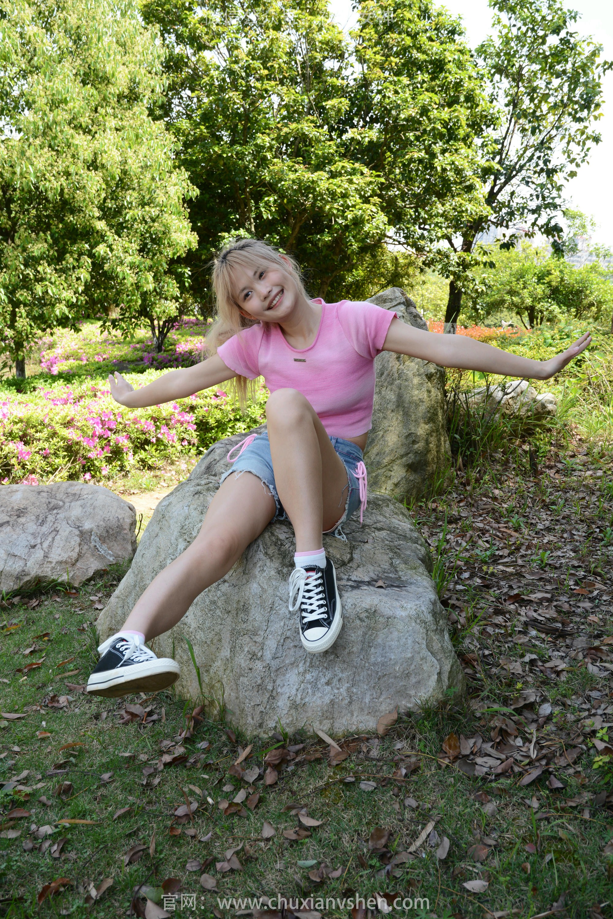 初夏女神 NO.196 幺幺 金毛狮王 [130P1V-3.78GB]_第1集