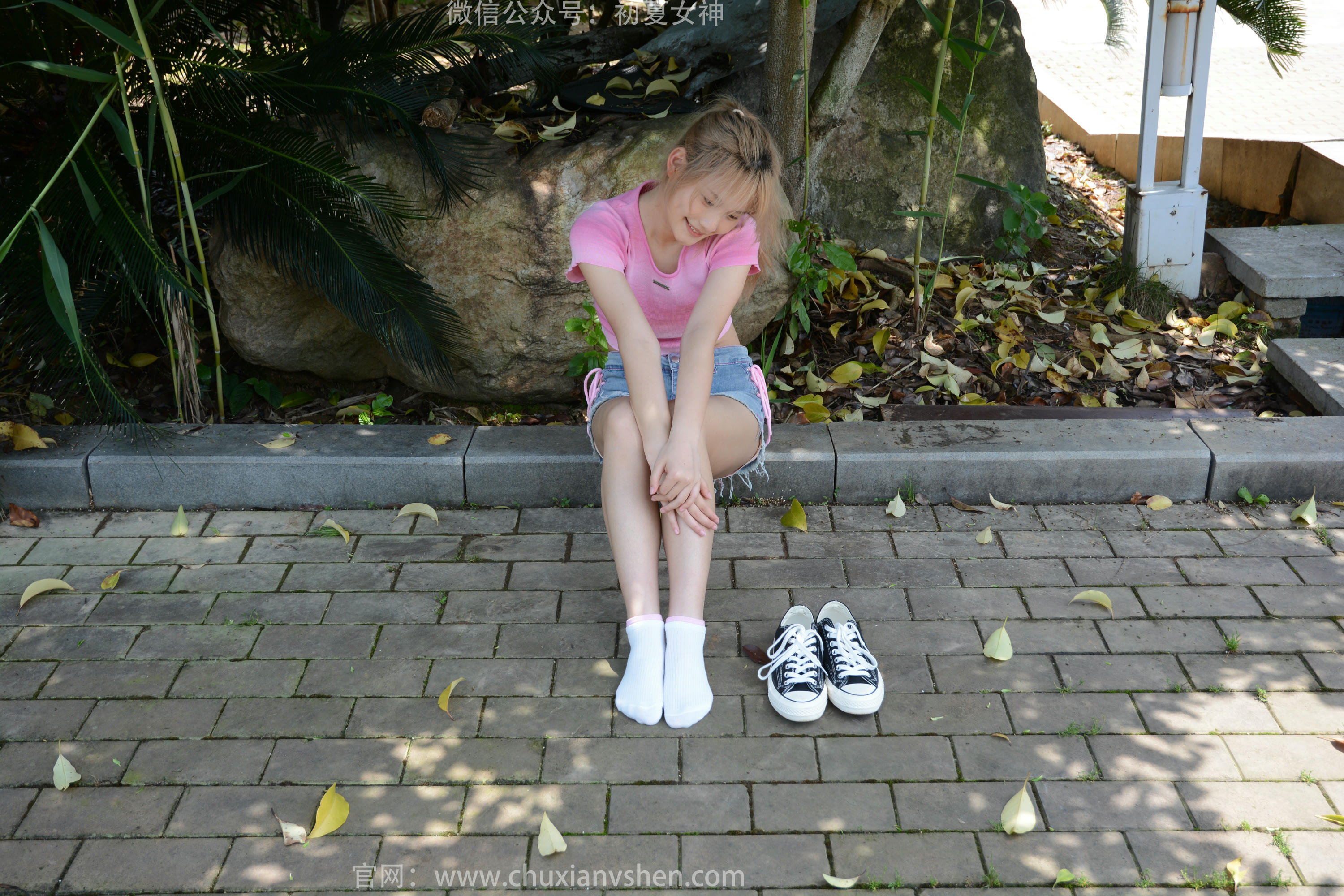 初夏女神 NO.196 幺幺 金毛狮王 [130P1V-3.78GB]_第5集