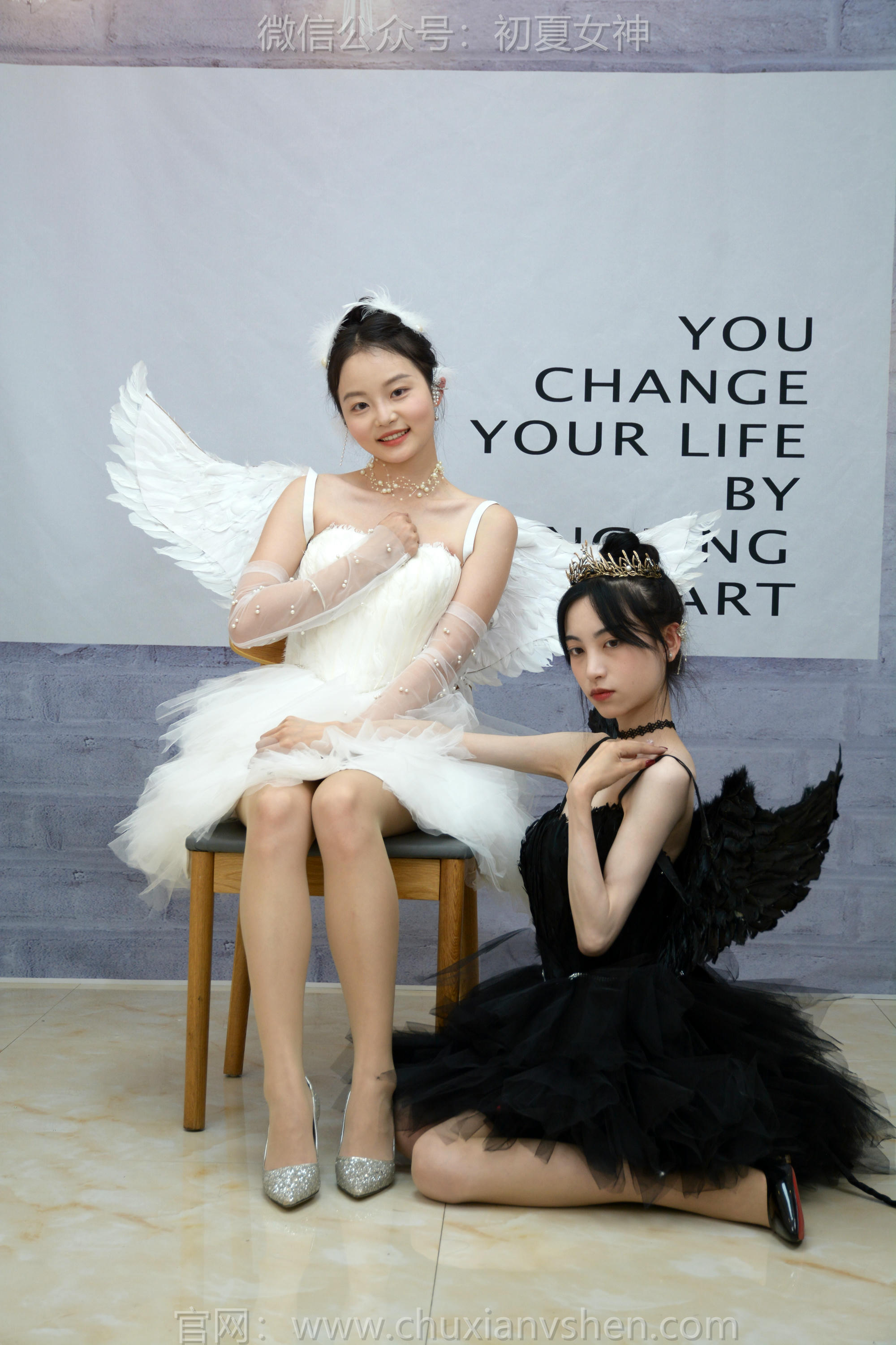 初夏女神 NO.198 柒柒、双双 黑白天鹅 [90P1V-4.28GB]_第2集