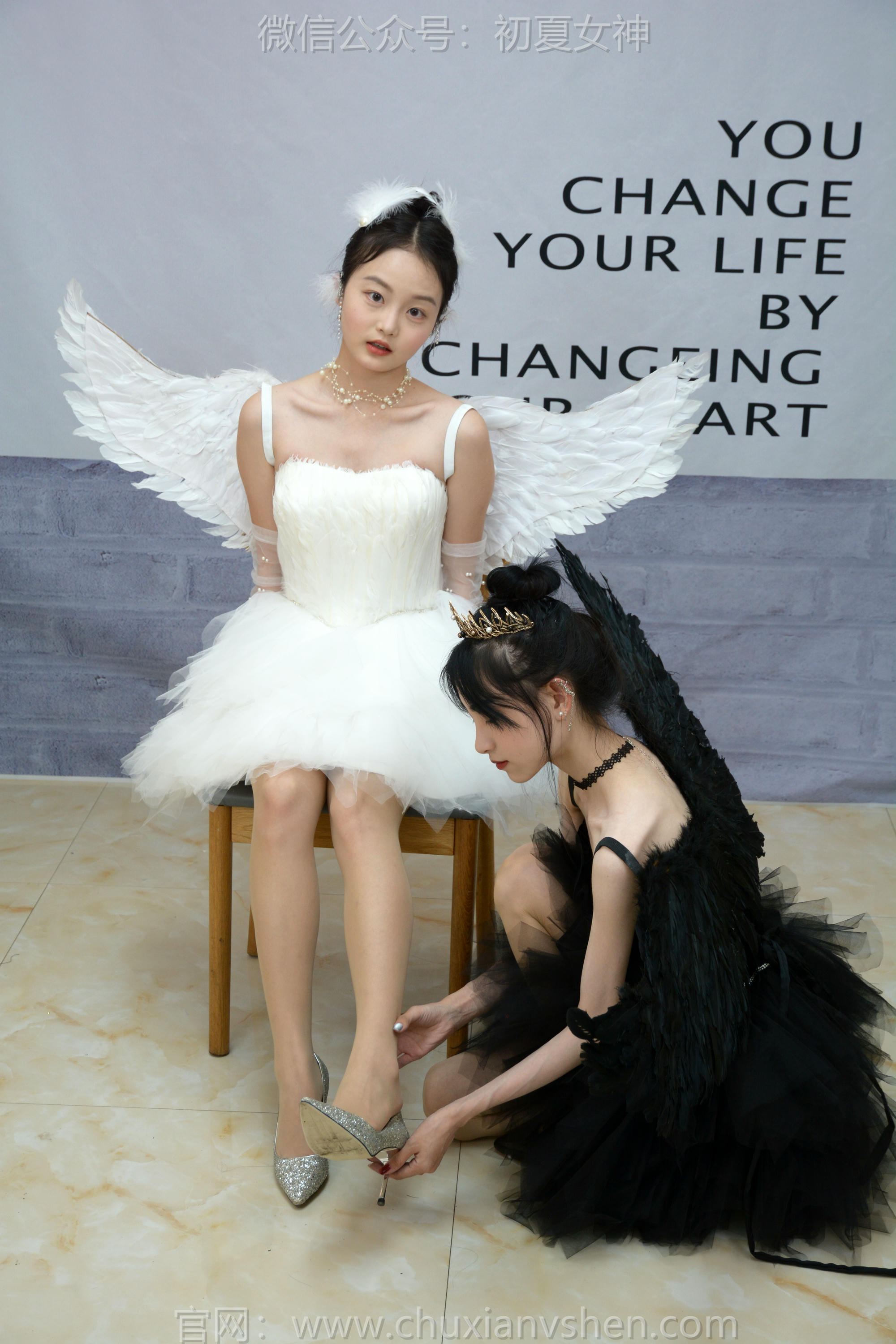 初夏女神 NO.198 柒柒、双双 黑白天鹅 [90P1V-4.28GB]_第2集