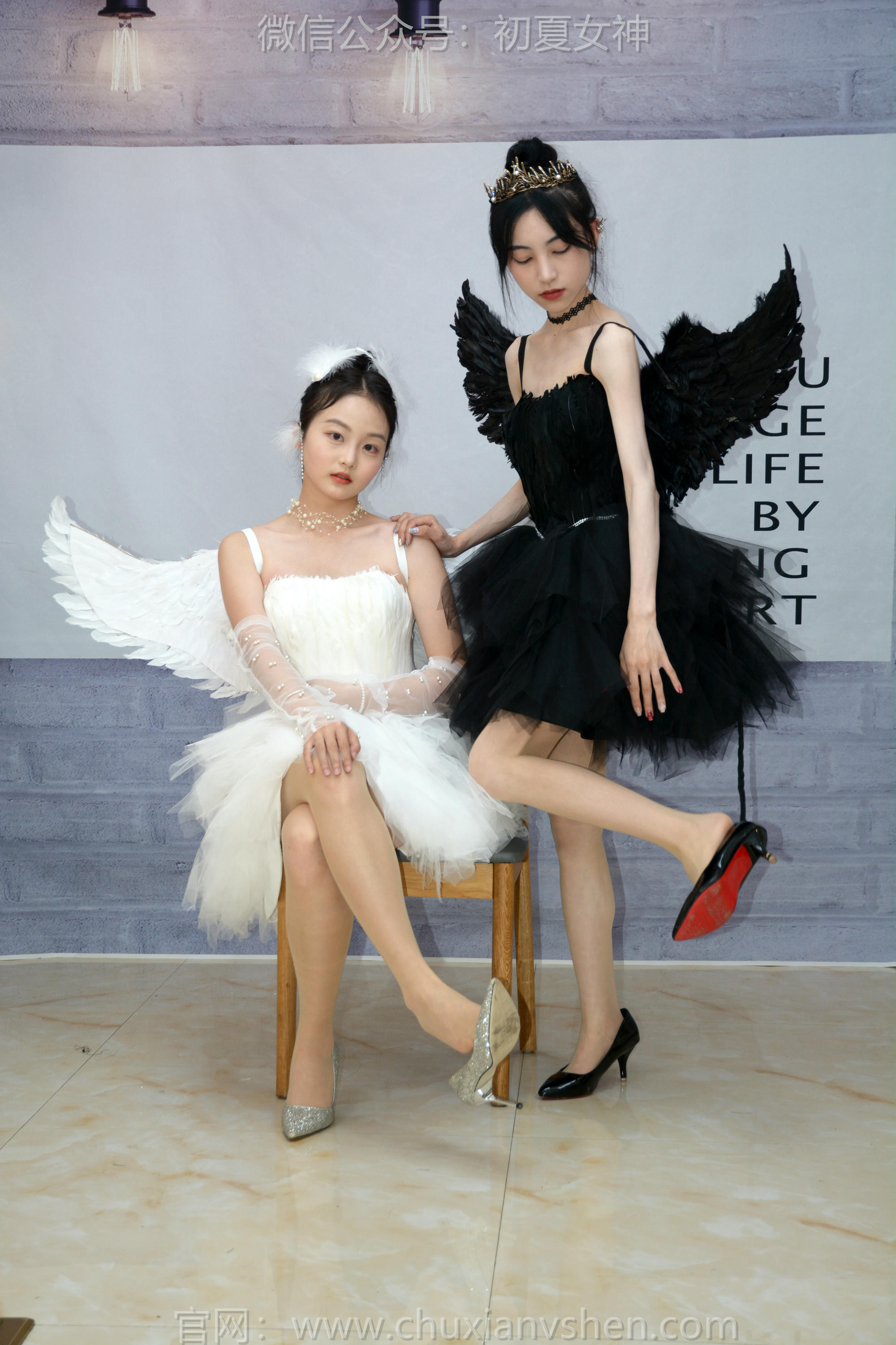 初夏女神 NO.198 柒柒、双双 黑白天鹅 [90P1V-4.28GB]_第3集