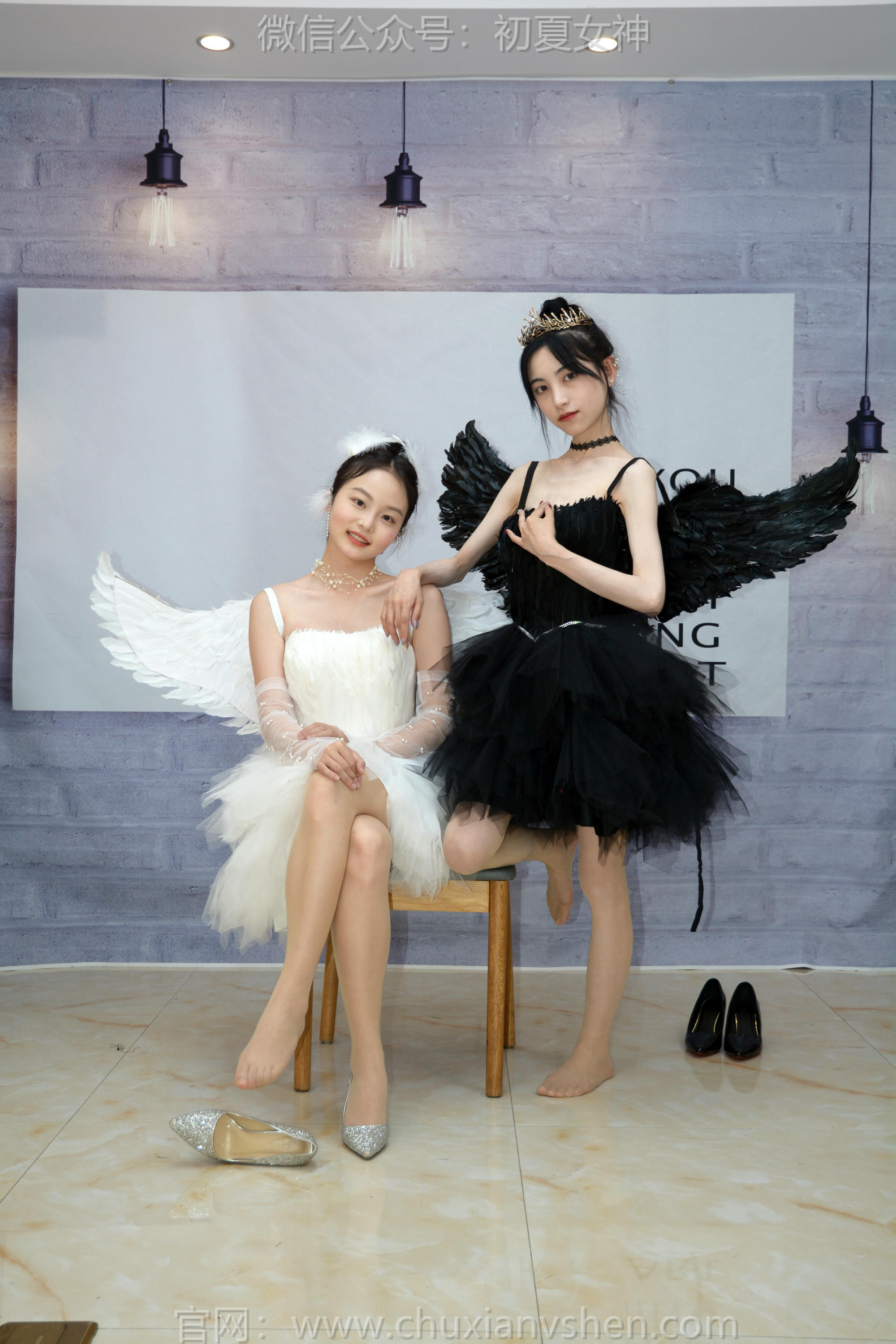 初夏女神 NO.198 柒柒、双双 黑白天鹅 [90P1V-4.28GB]_第3集