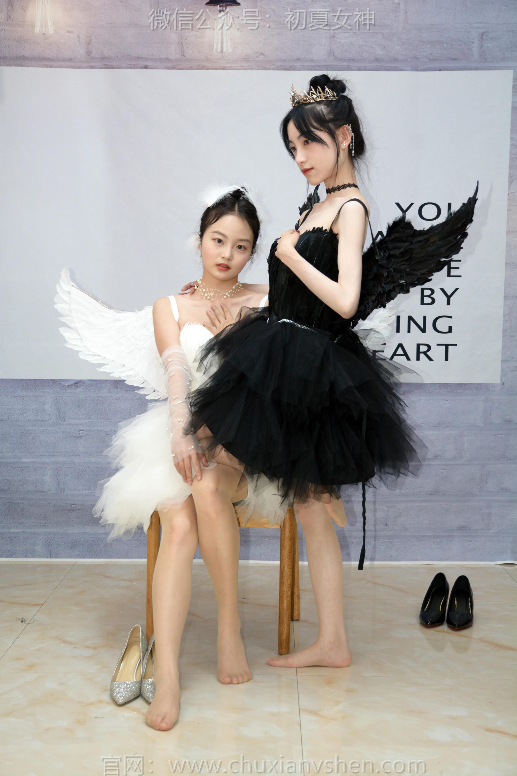 初夏女神 NO.198 柒柒、双双 黑白天鹅 [90P1V-4.28GB]_第3集