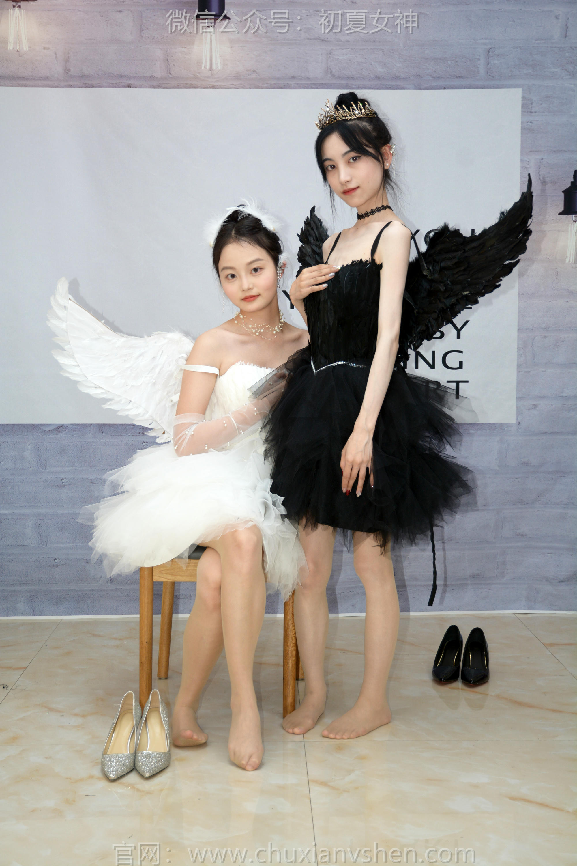 初夏女神 NO.198 柒柒、双双 黑白天鹅 [90P1V-4.28GB]_第4集