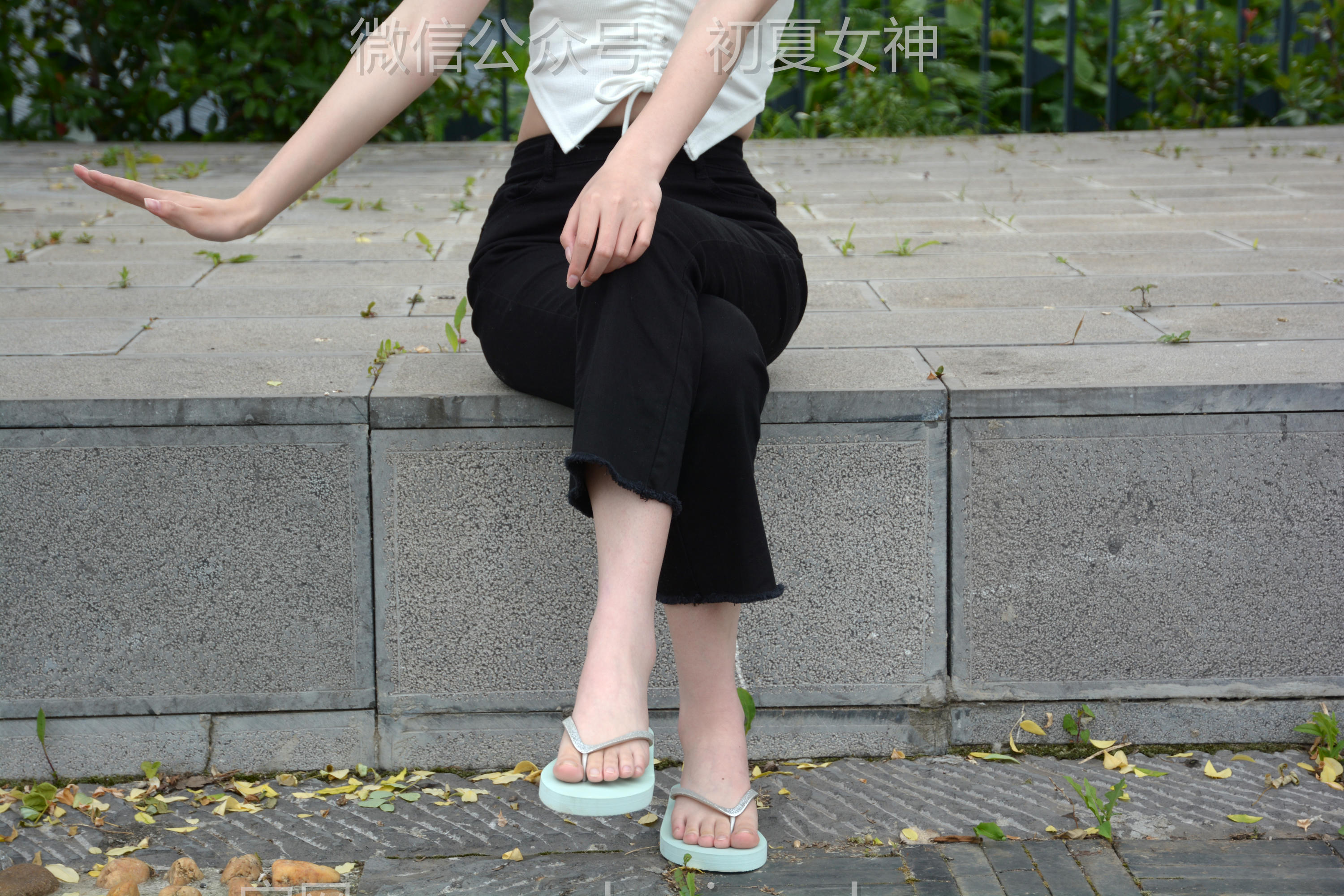 初夏女神 NO.199 安妮 炎炎夏日 [130P1V-5.26GB]_第1集