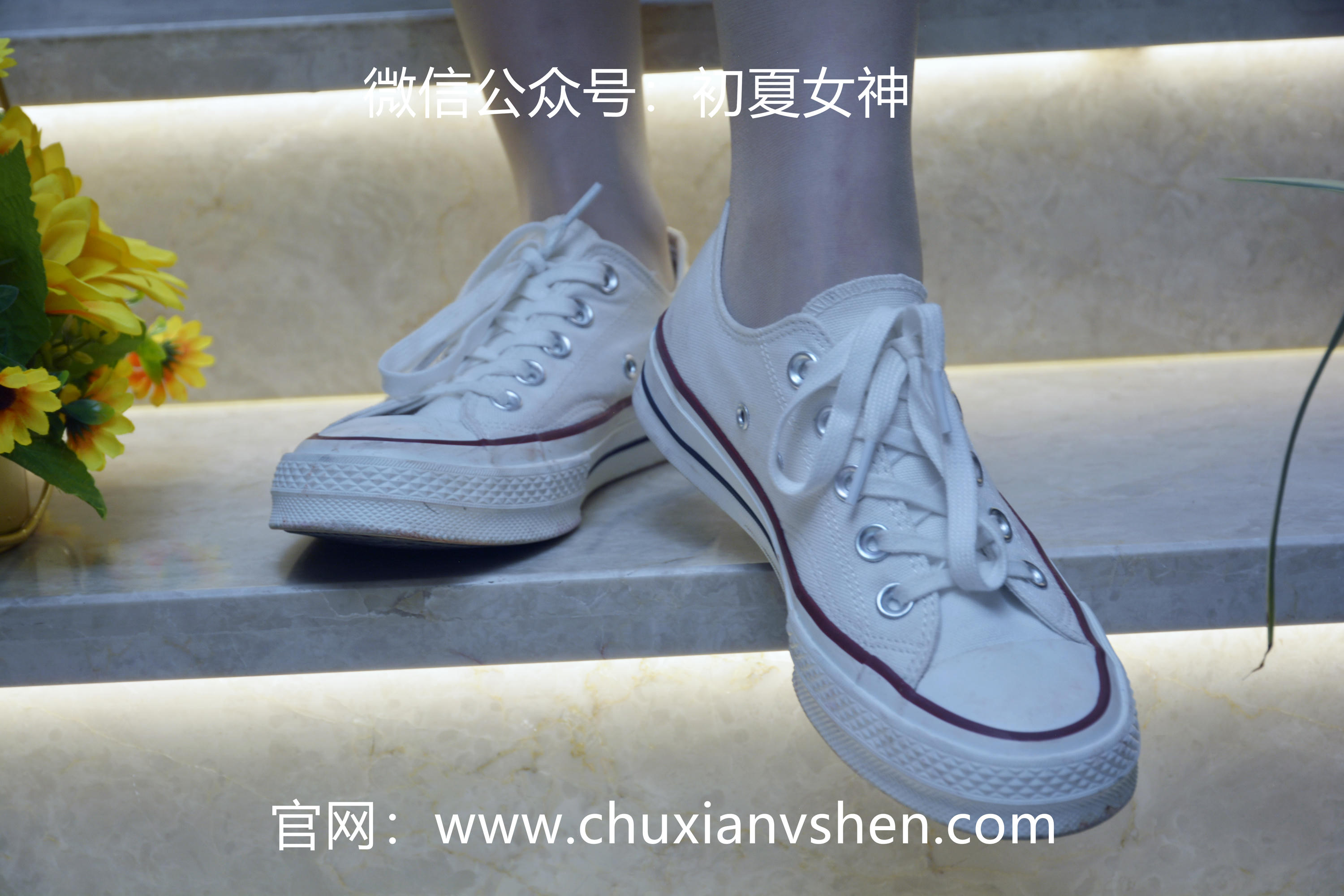 初夏女神 NO.040 双双 改良JK套[125P+1V／4.83GB]_第2集