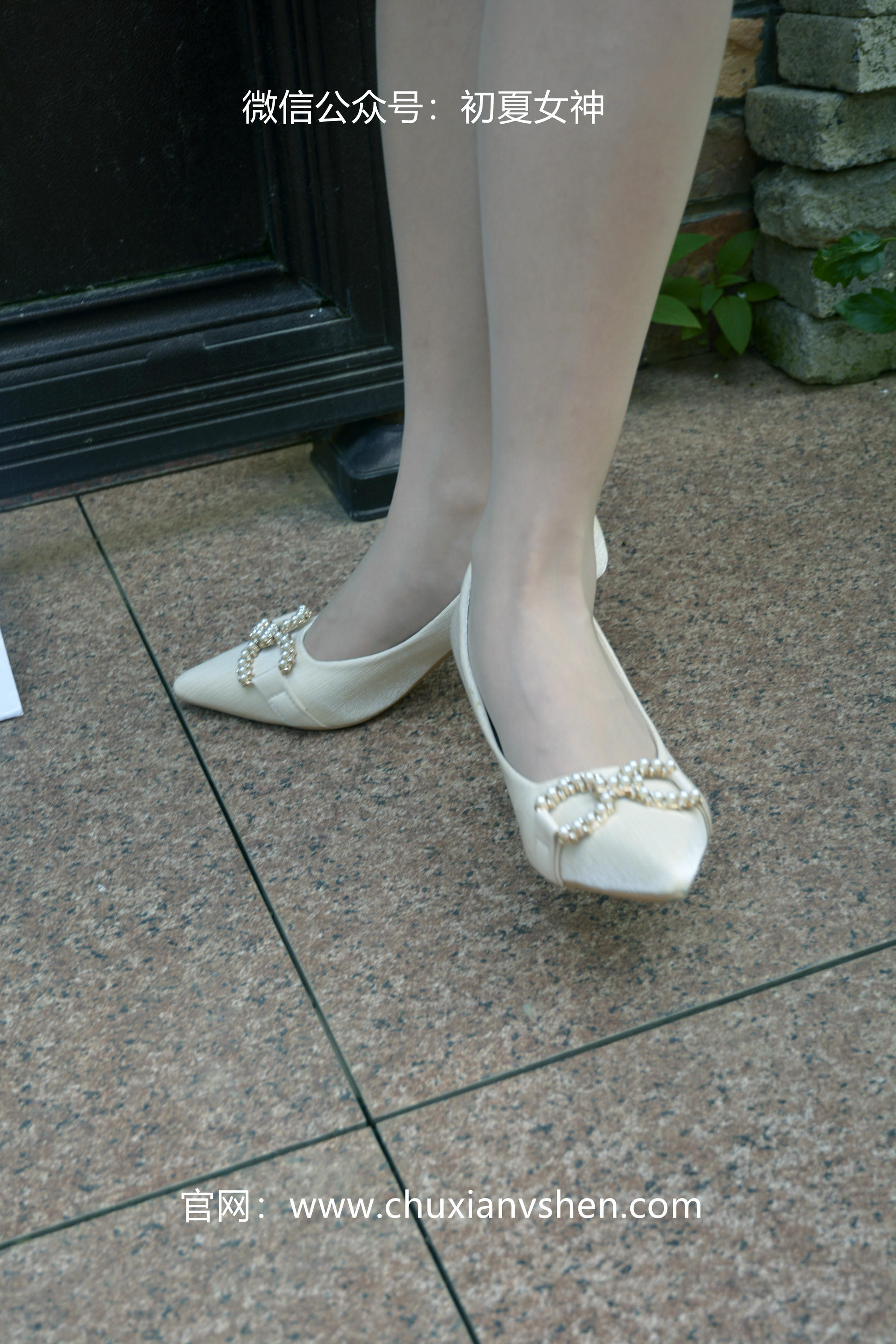 初夏女神 NO.040 双双 改良JK套[125P+1V／4.83GB]_第4集