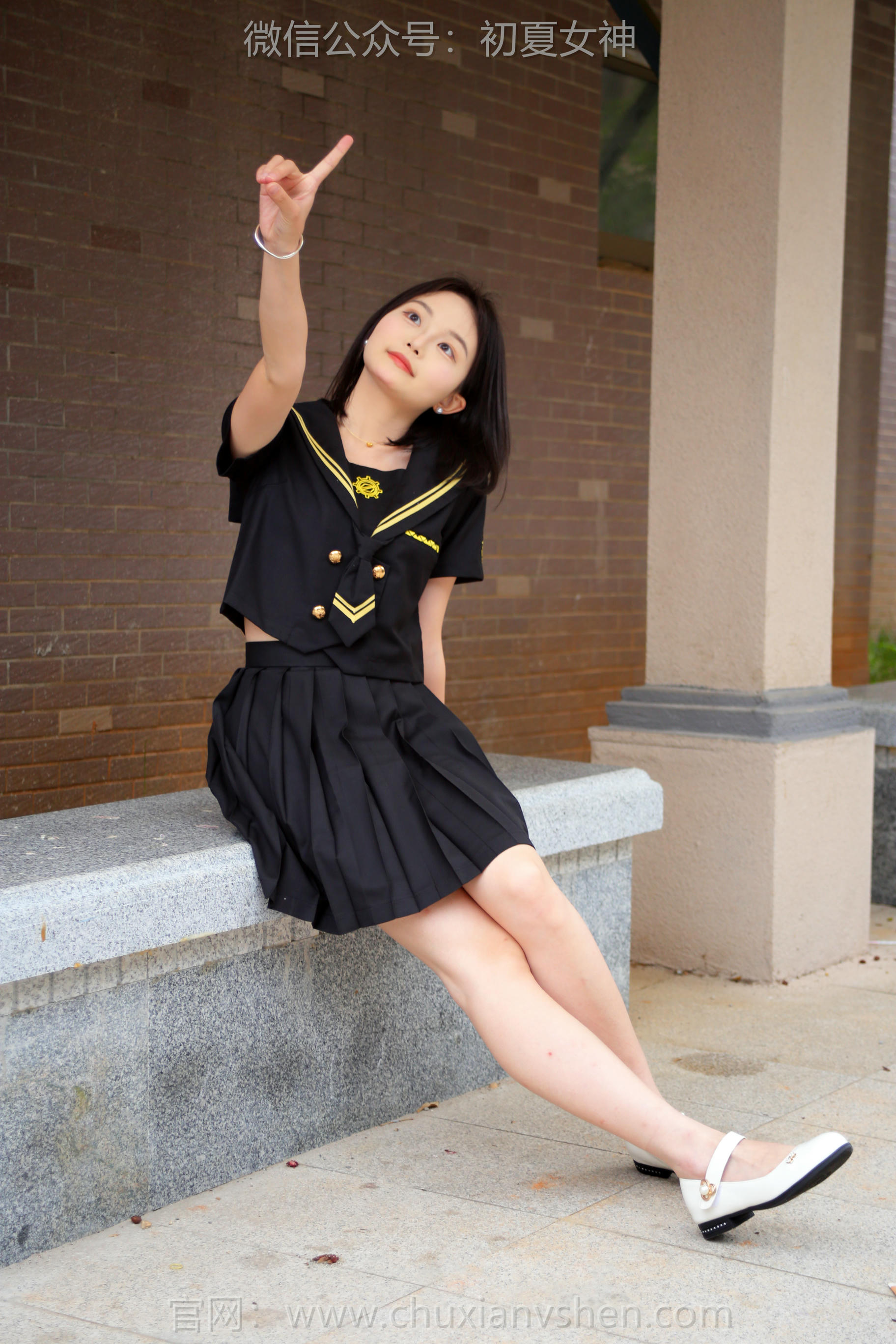 初夏女神 NO.207 双双 黑系水手服 [100P1V-3.45GB]_第1集