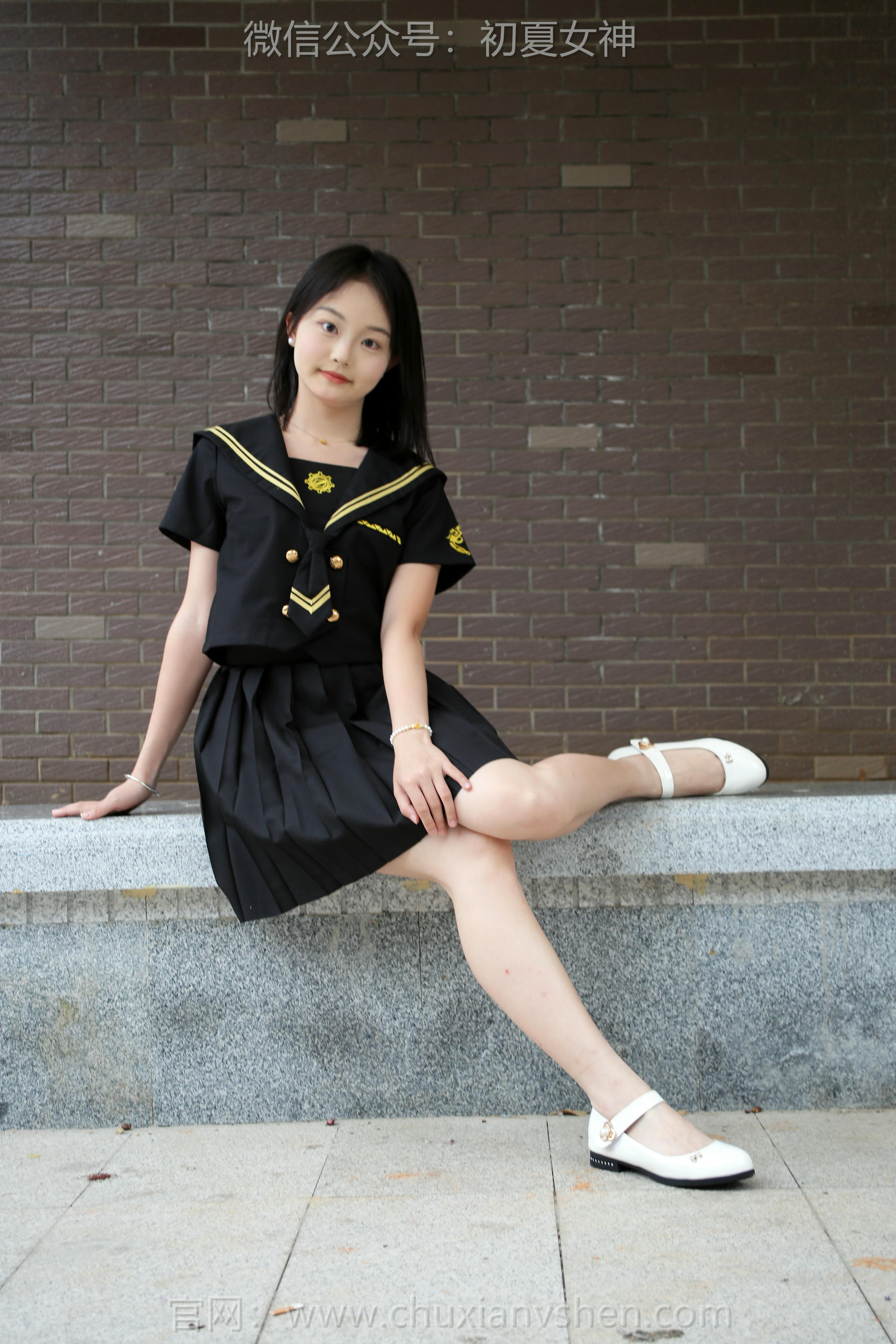 初夏女神 NO.207 双双 黑系水手服 [100P1V-3.45GB]_第1集