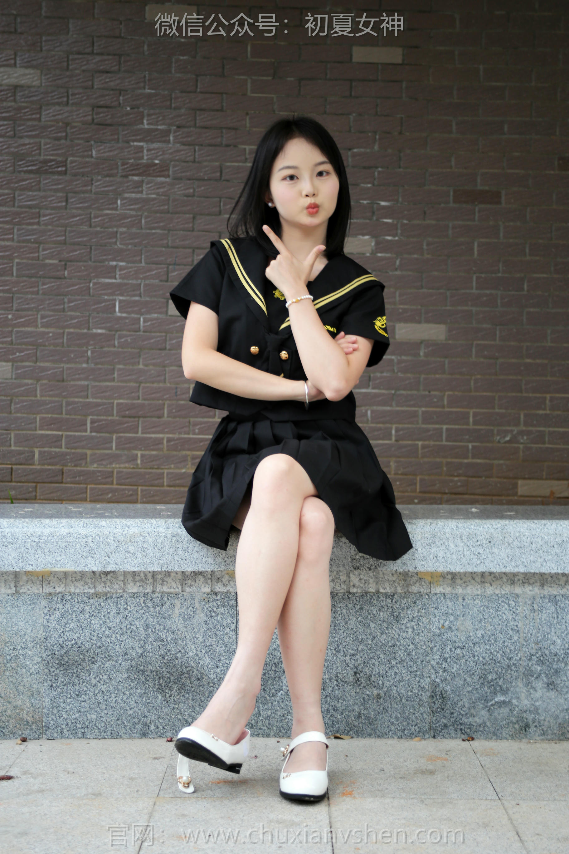 初夏女神 NO.207 双双 黑系水手服 [100P1V-3.45GB]_第2集