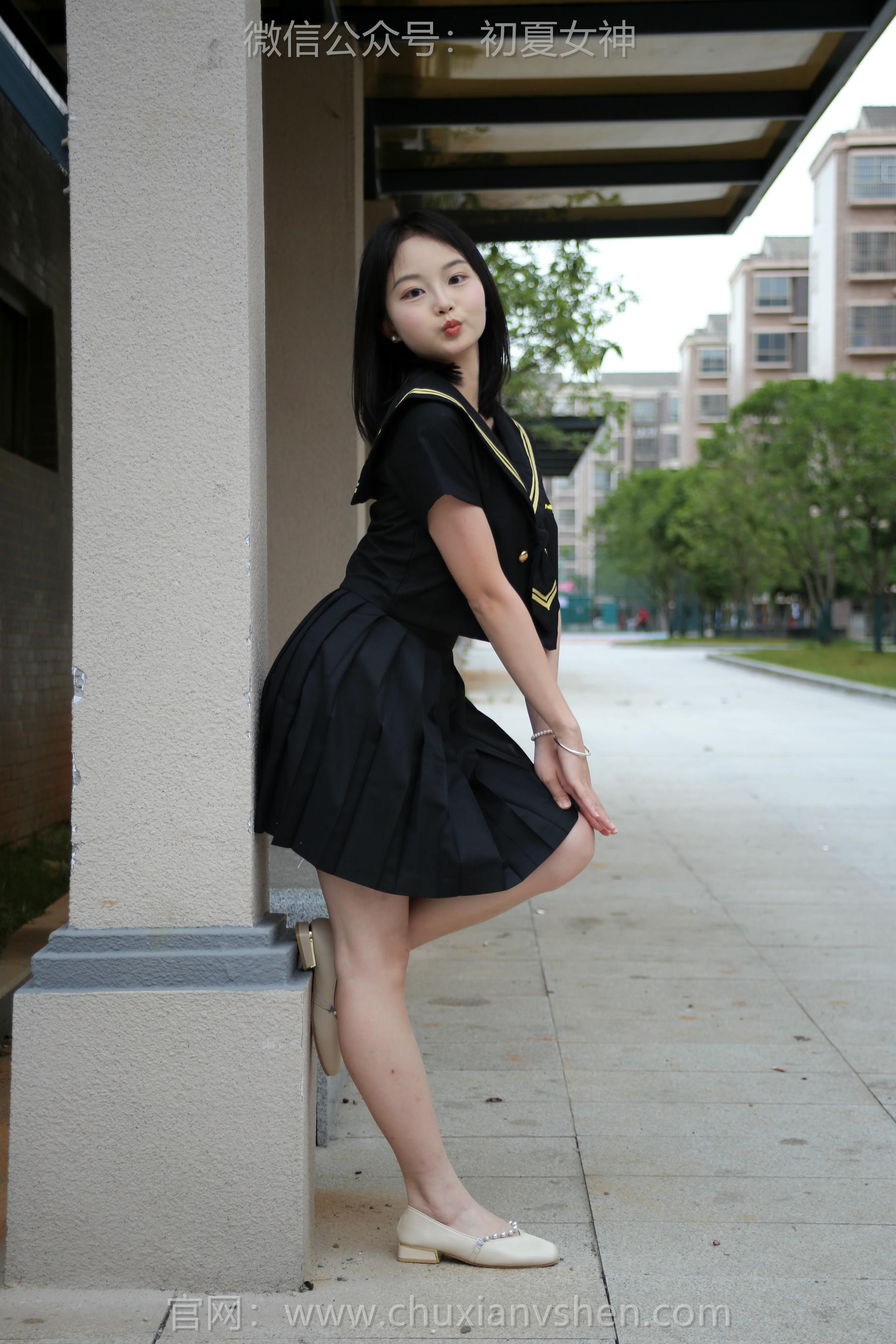 初夏女神 NO.207 双双 黑系水手服 [100P1V-3.45GB]_第3集