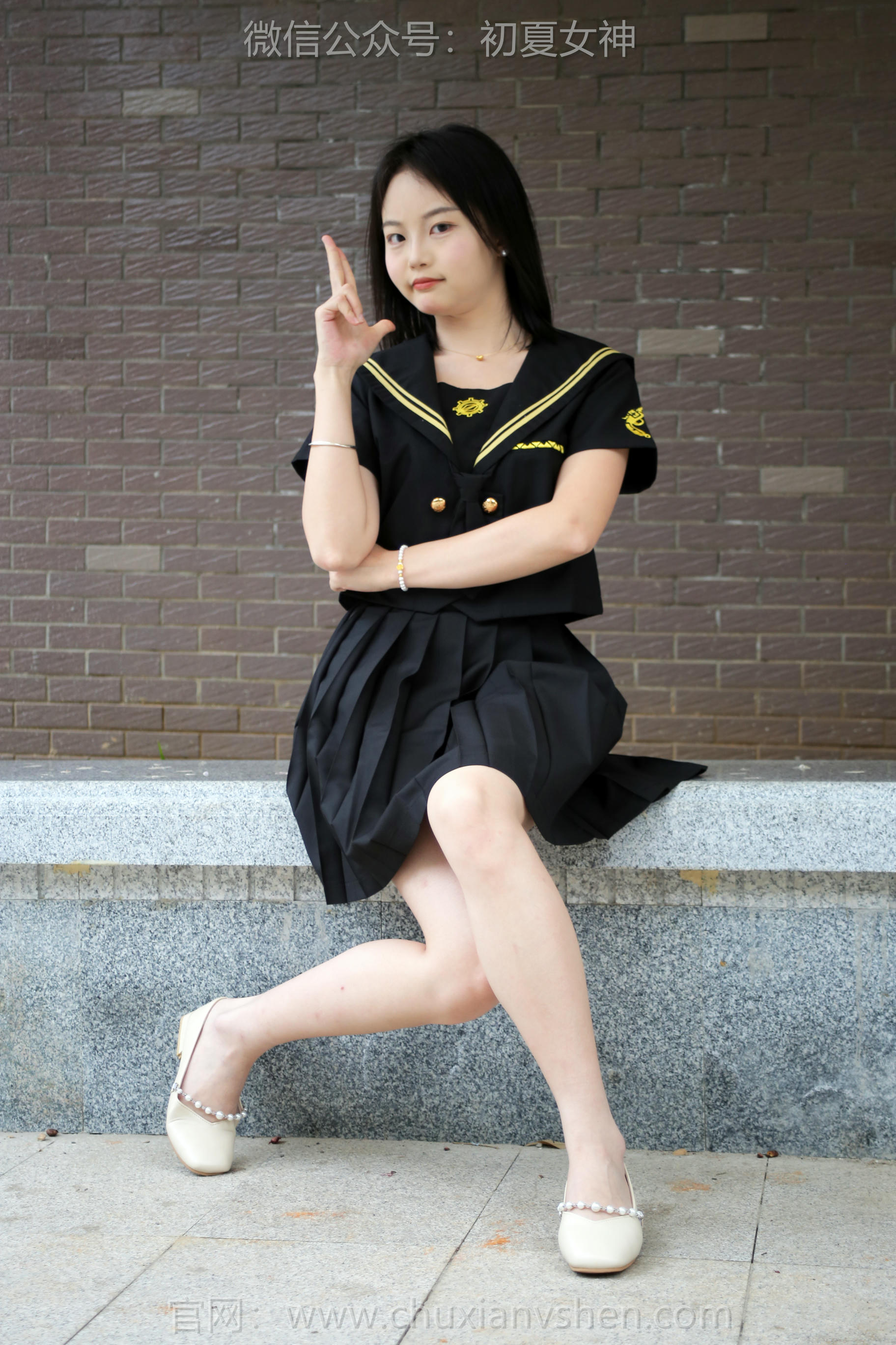 初夏女神 NO.207 双双 黑系水手服 [100P1V-3.45GB]_第4集