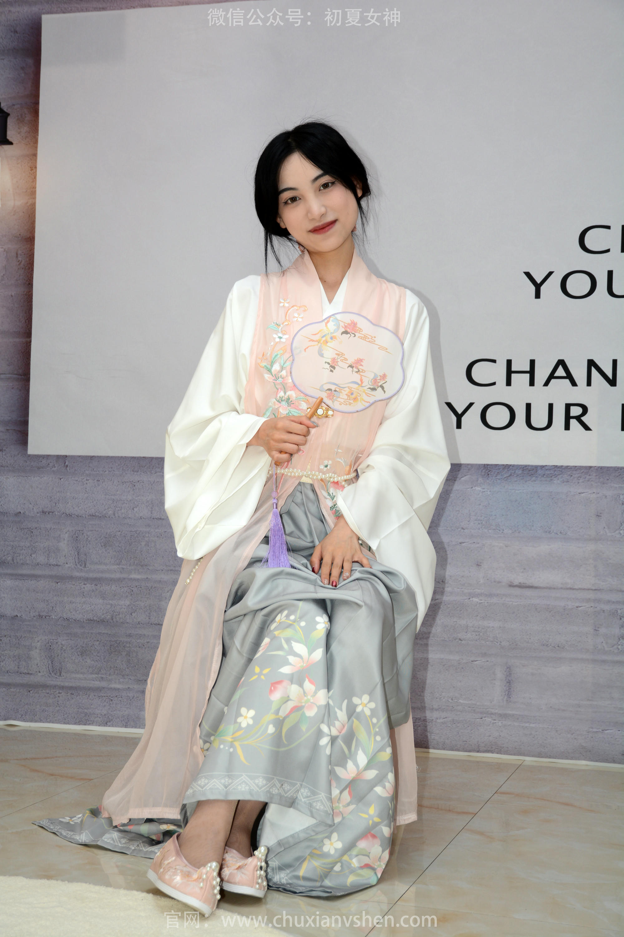 初夏女神 NO.208 柒柒 奇异古风 [80P1V-3.36GB][80P-1V-3.36G]_第1集