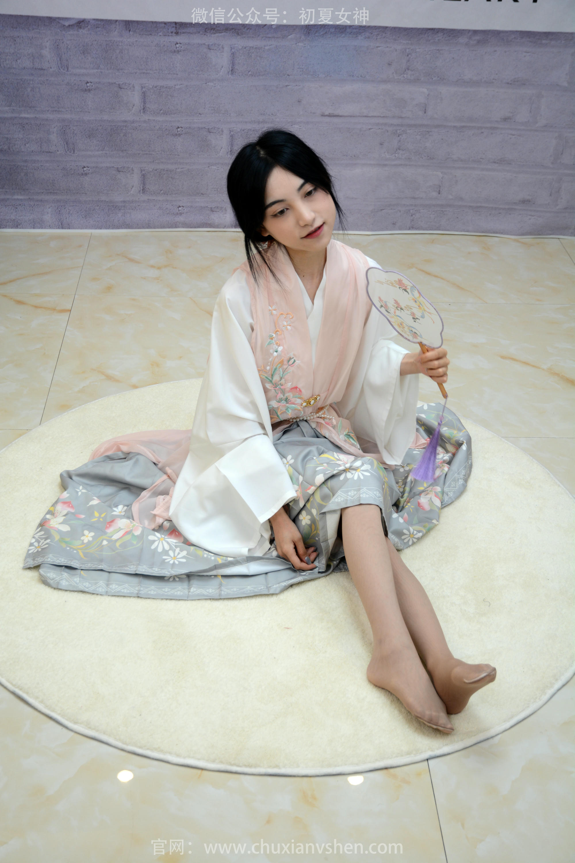 初夏女神 NO.208 柒柒 奇异古风 [80P1V-3.36GB][80P-1V-3.36G]_第2集