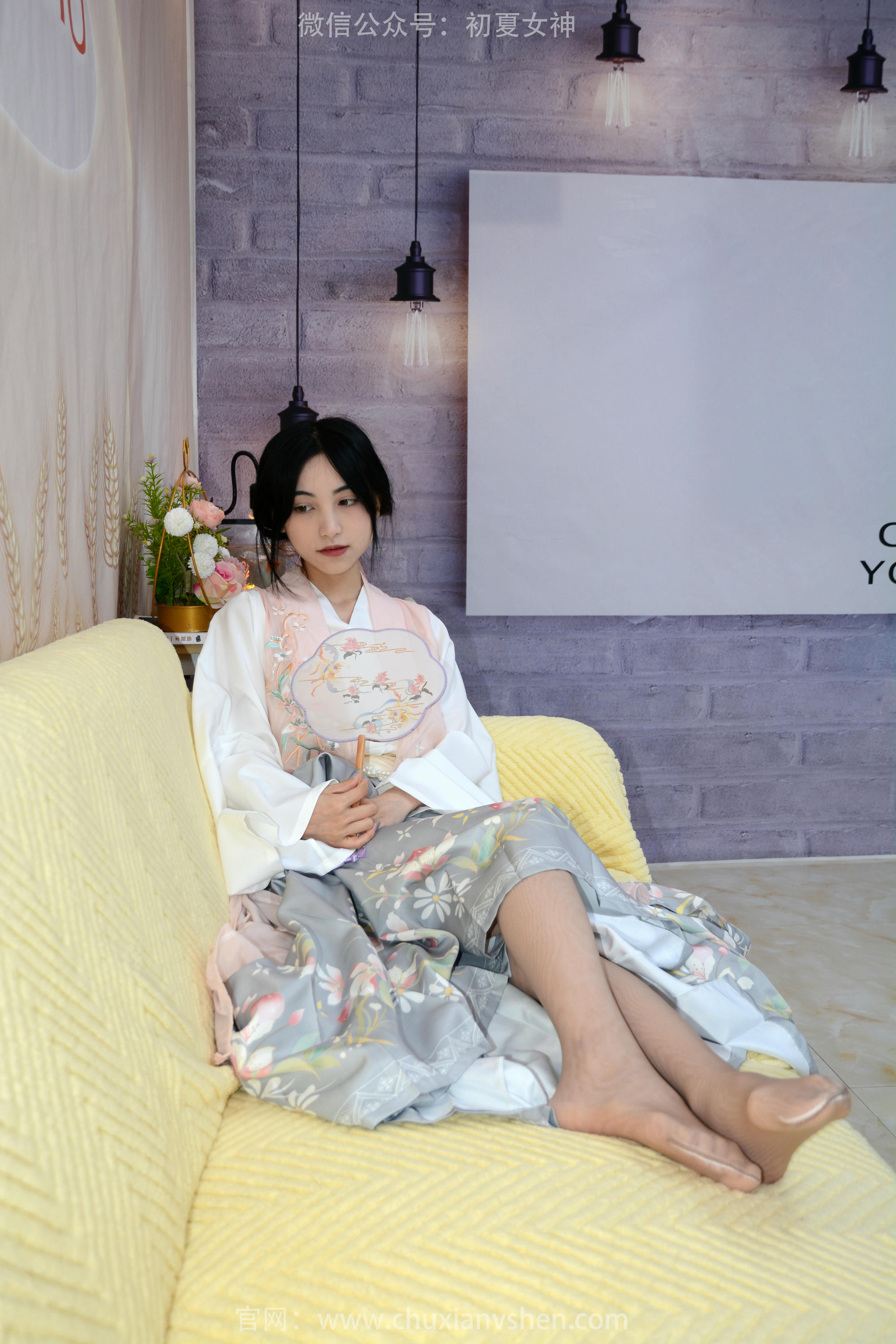 初夏女神 NO.208 柒柒 奇异古风 [80P1V-3.36GB][80P-1V-3.36G]_第3集