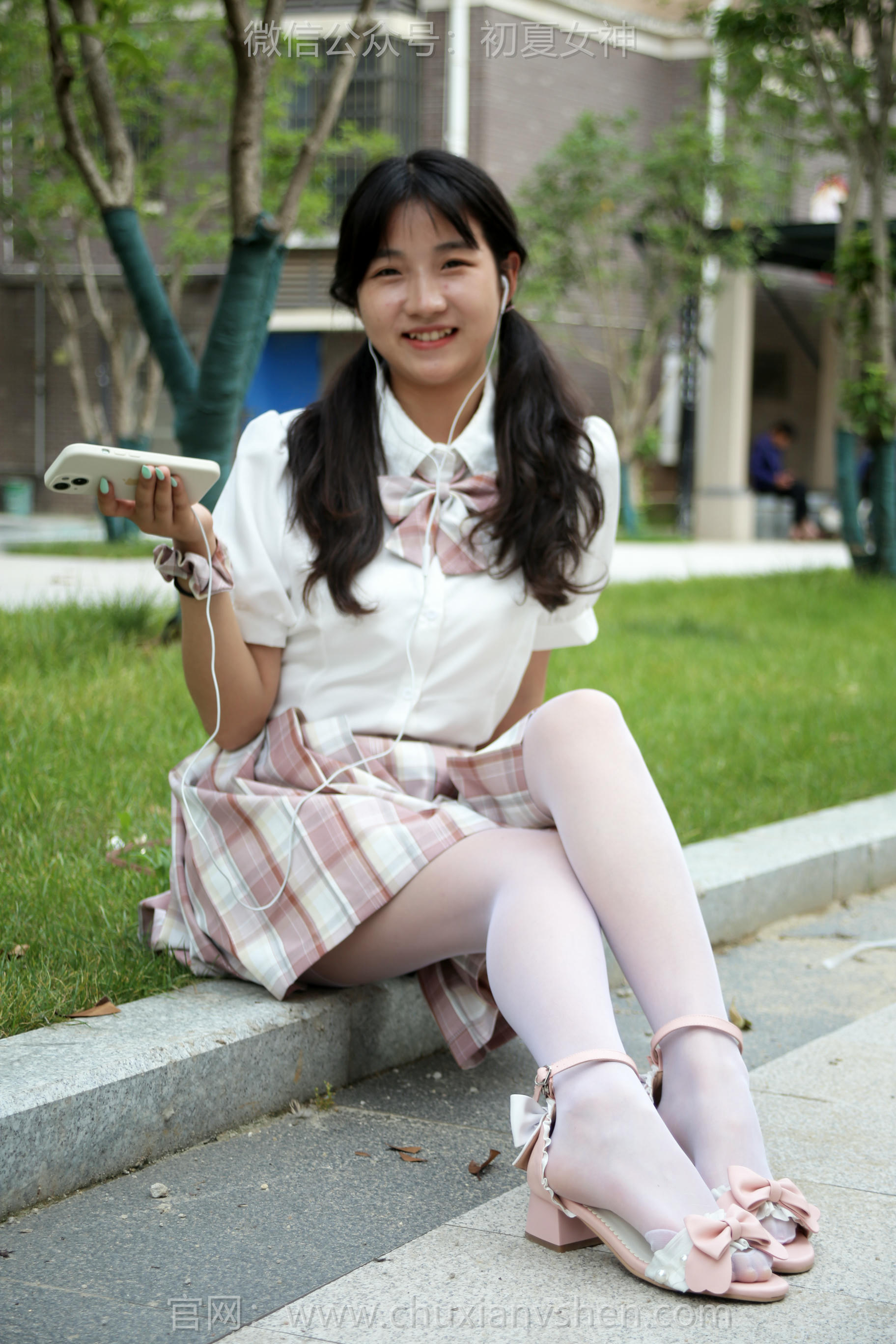 初夏女神 NO.212 点点 优雅自然 [95P1V-3.79GB]_第2集