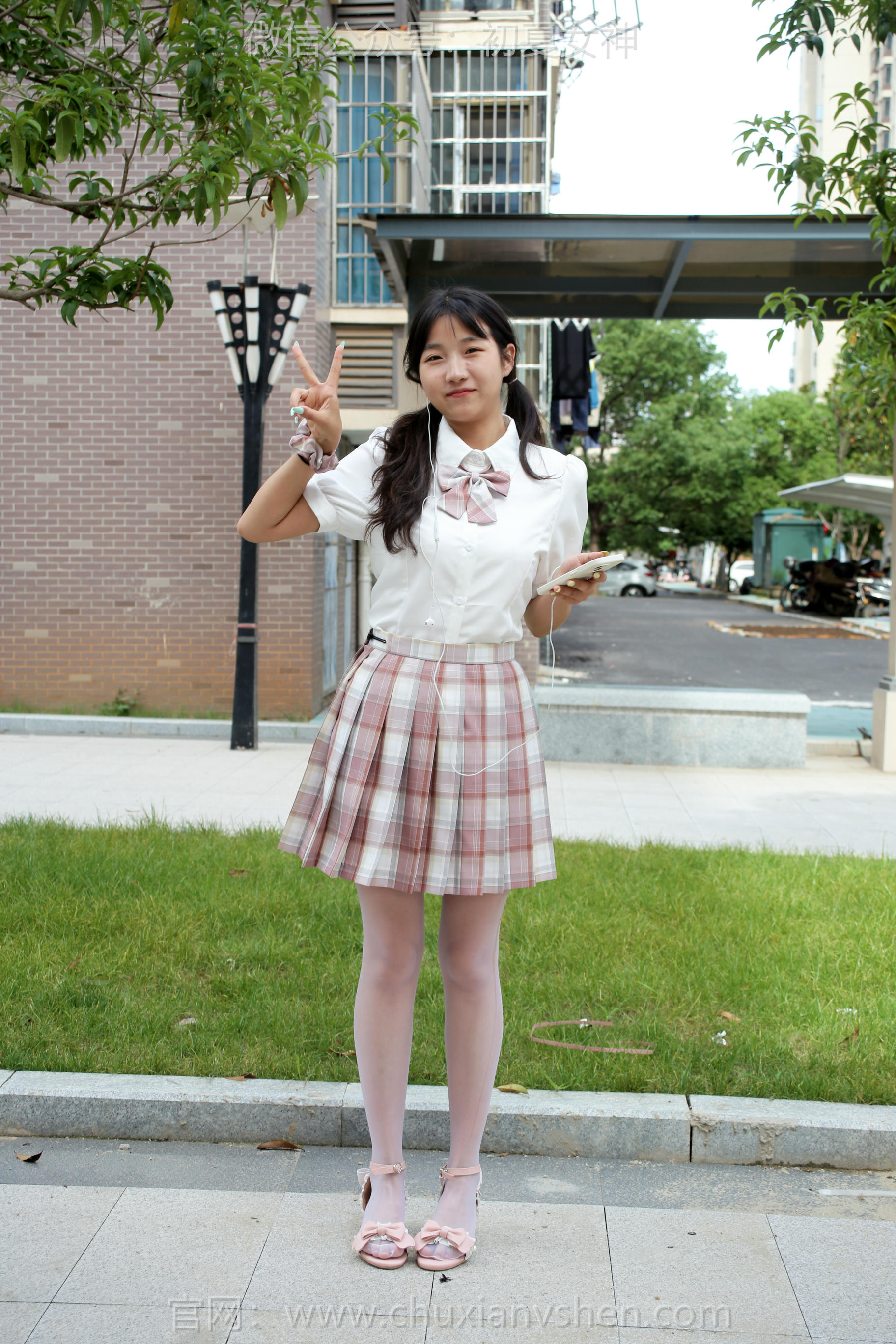 初夏女神 NO.212 点点 优雅自然 [95P1V-3.79GB]_第1集