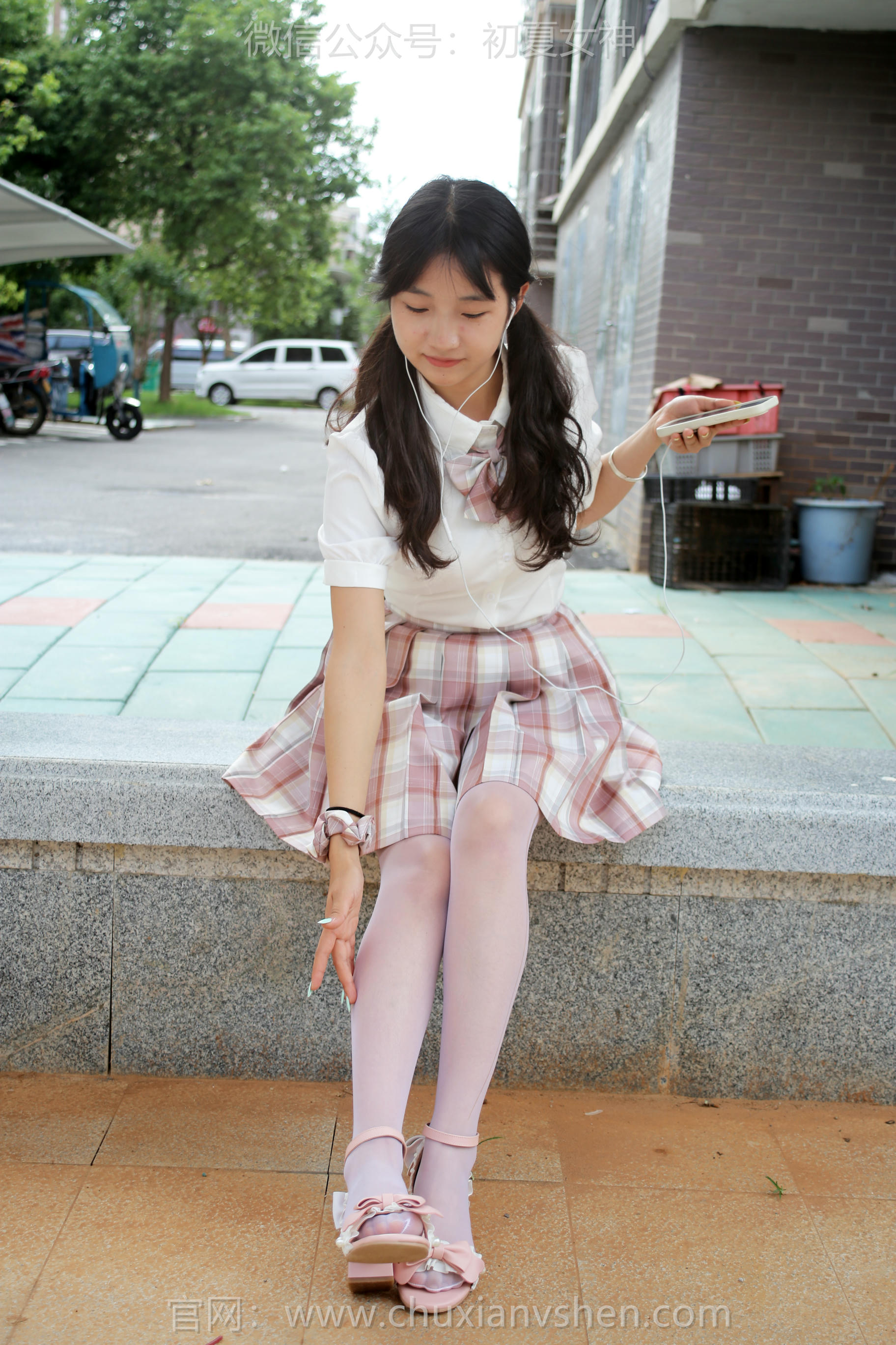 初夏女神 NO.212 点点 优雅自然 [95P1V-3.79GB]_第2集