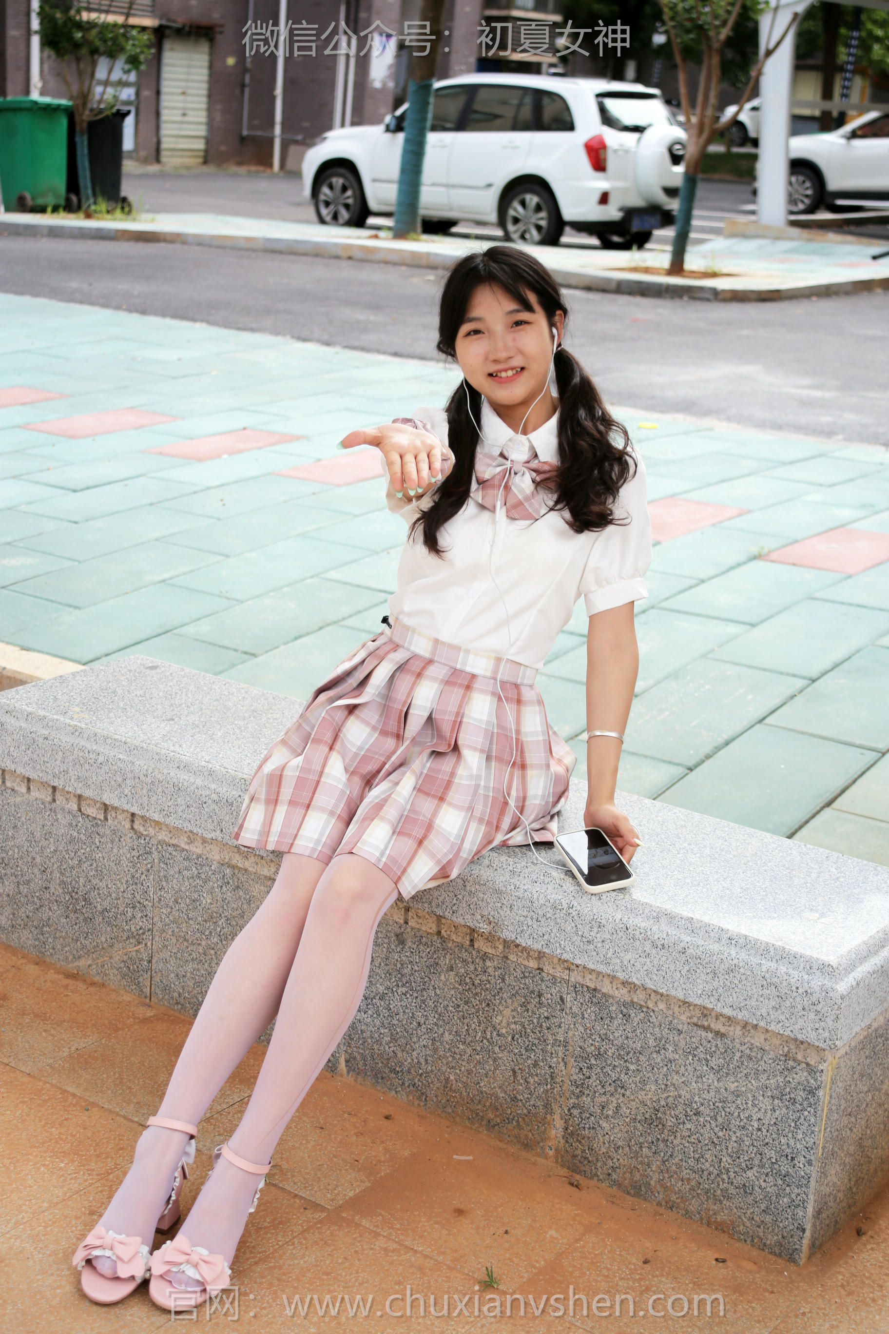 初夏女神 NO.212 点点 优雅自然 [95P1V-3.79GB]_第2集