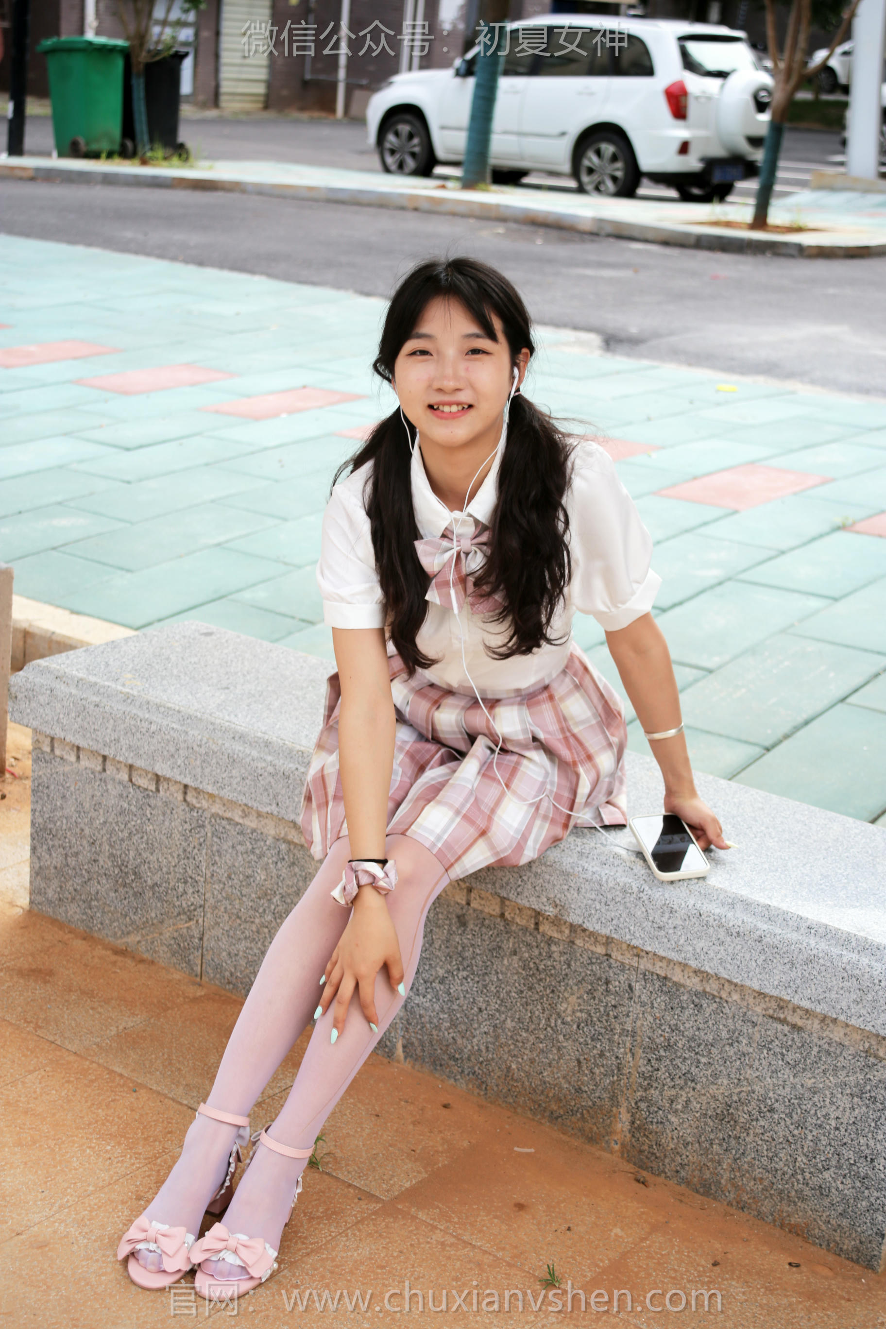 初夏女神 NO.212 点点 优雅自然 [95P1V-3.79GB]_第2集