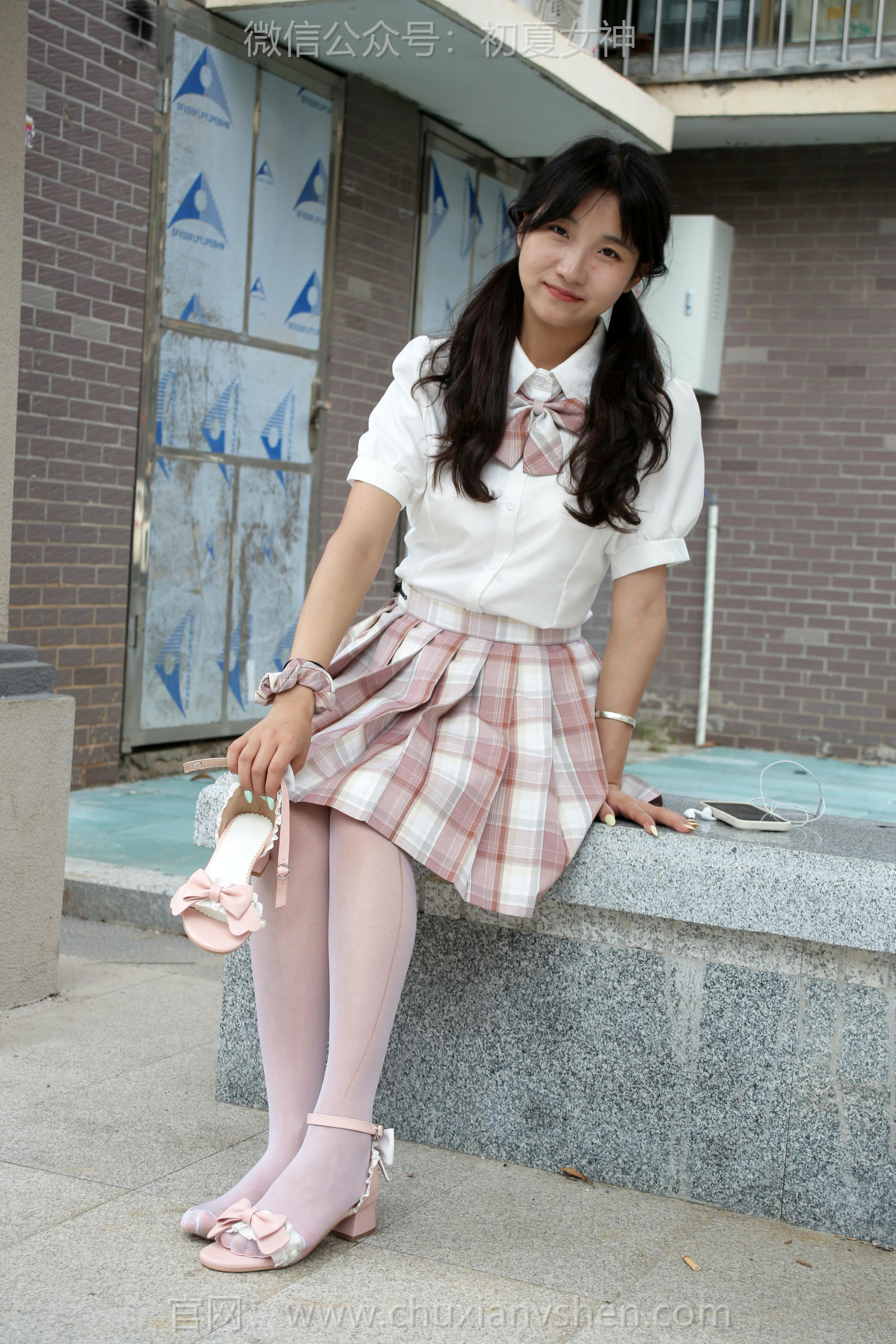 初夏女神 NO.212 点点 优雅自然 [95P1V-3.79GB]_第4集