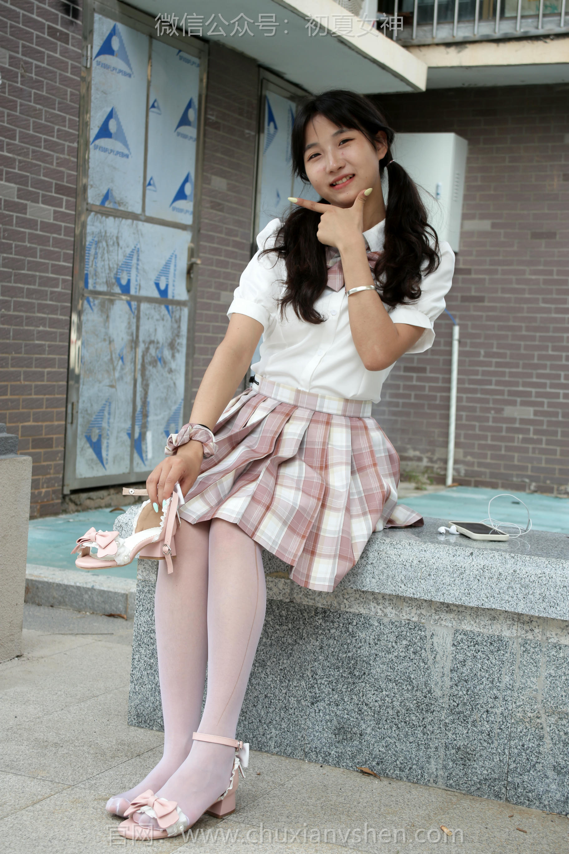 初夏女神 NO.212 点点 优雅自然 [95P1V-3.79GB]_第4集