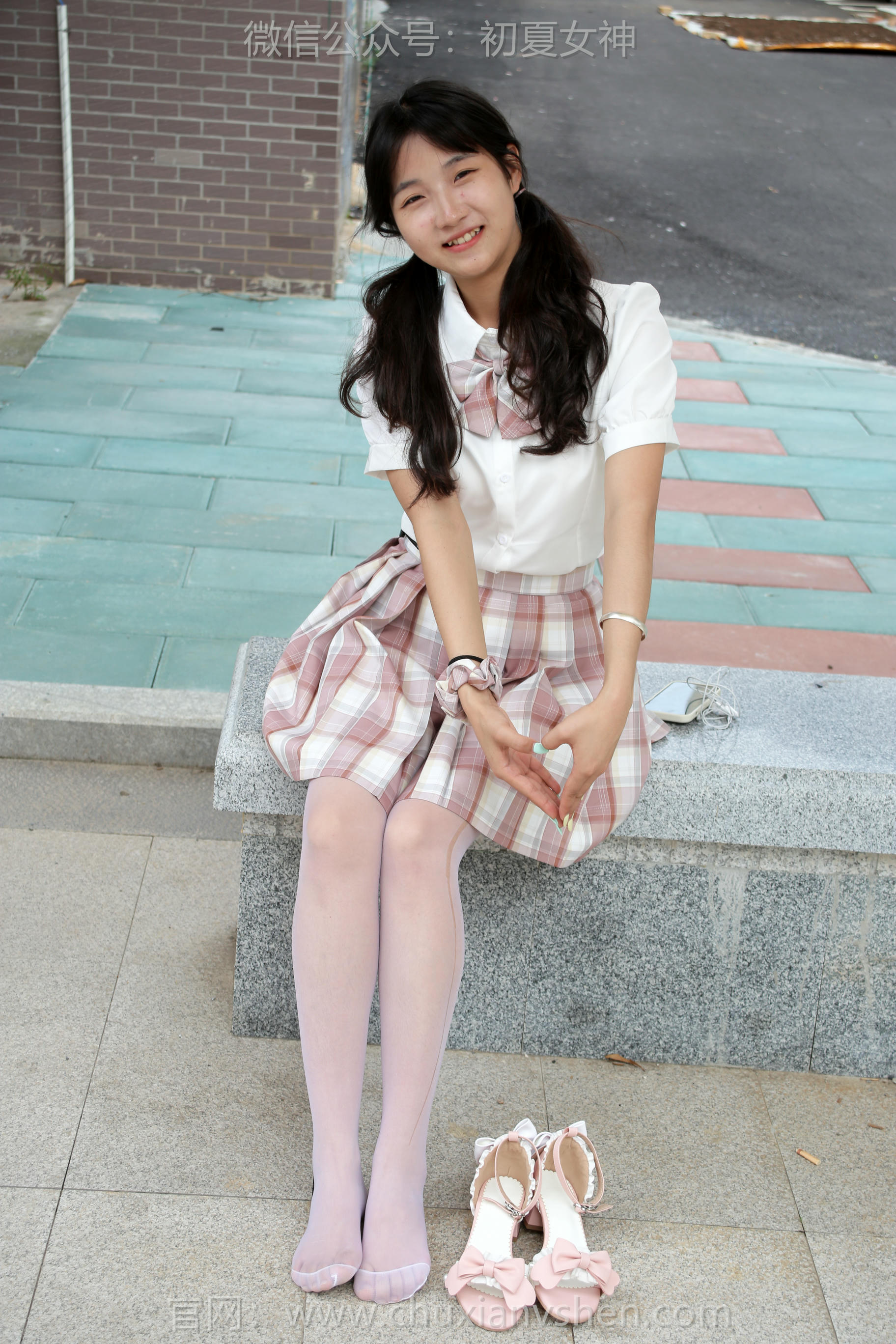 初夏女神 NO.212 点点 优雅自然 [95P1V-3.79GB]_第4集