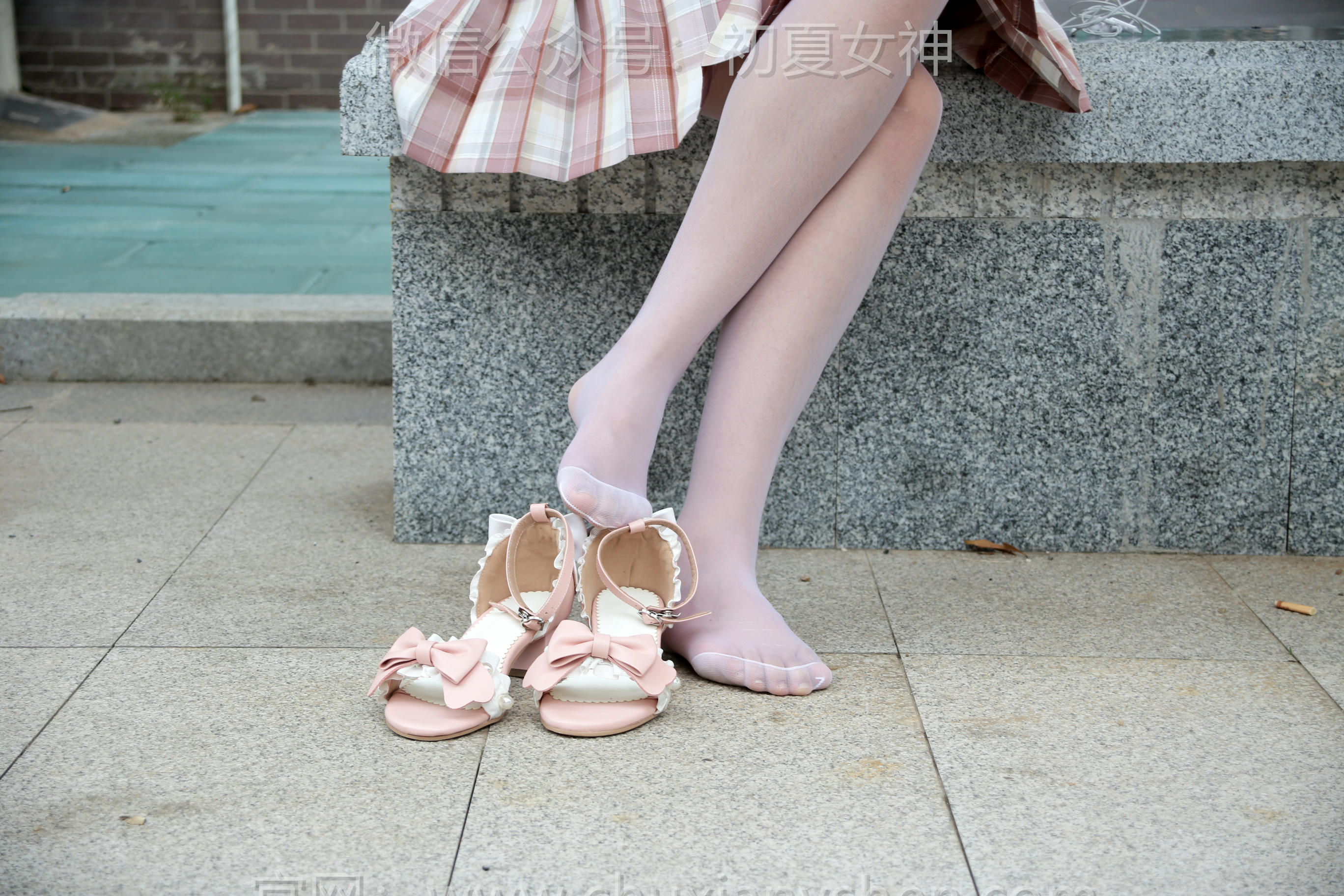 初夏女神 NO.212 点点 优雅自然 [95P1V-3.79GB]_第5集