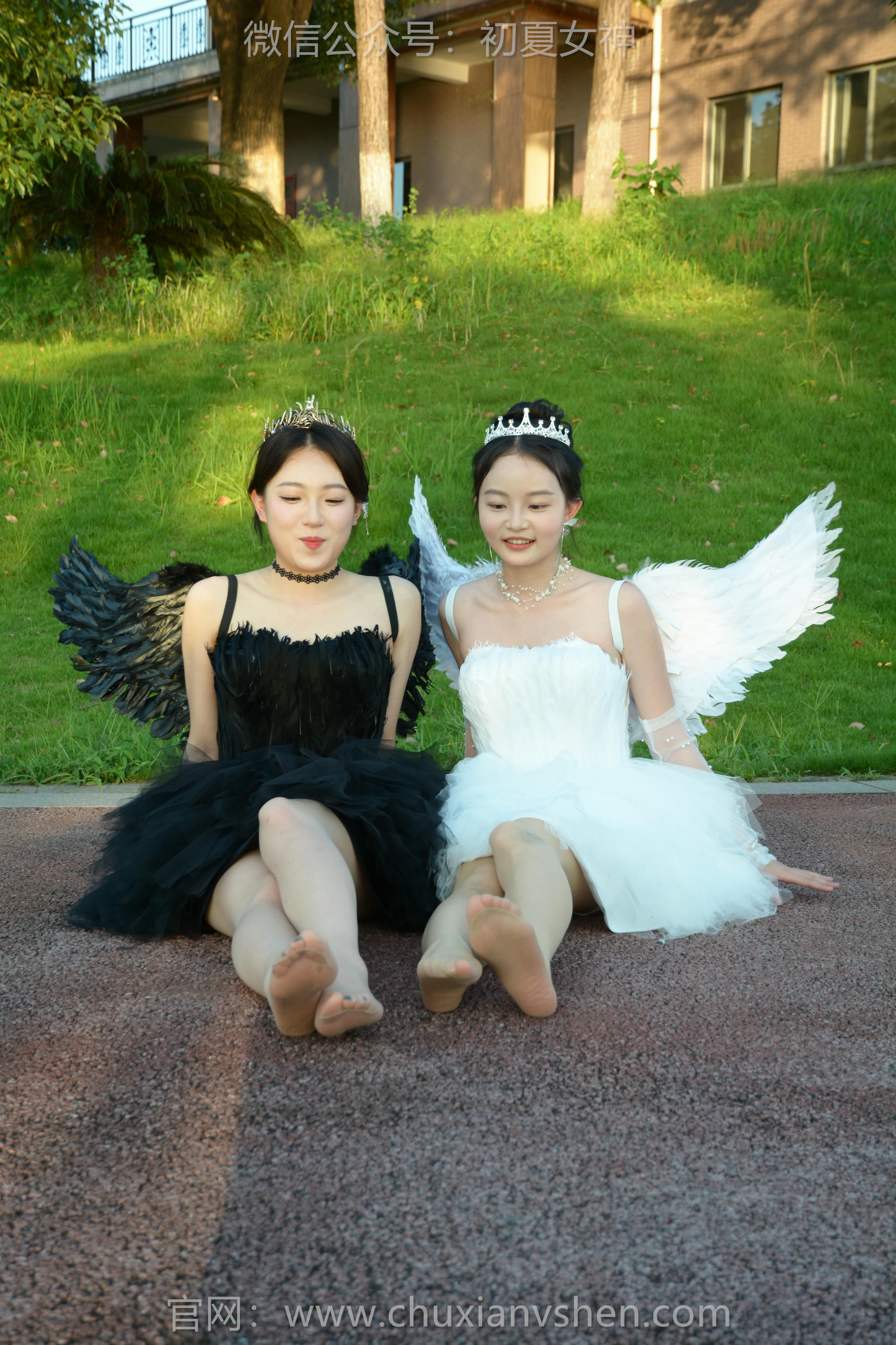 初夏女神 NO.213 双双、环环 黑白天使 [140P1V-6.10GB]_第5集