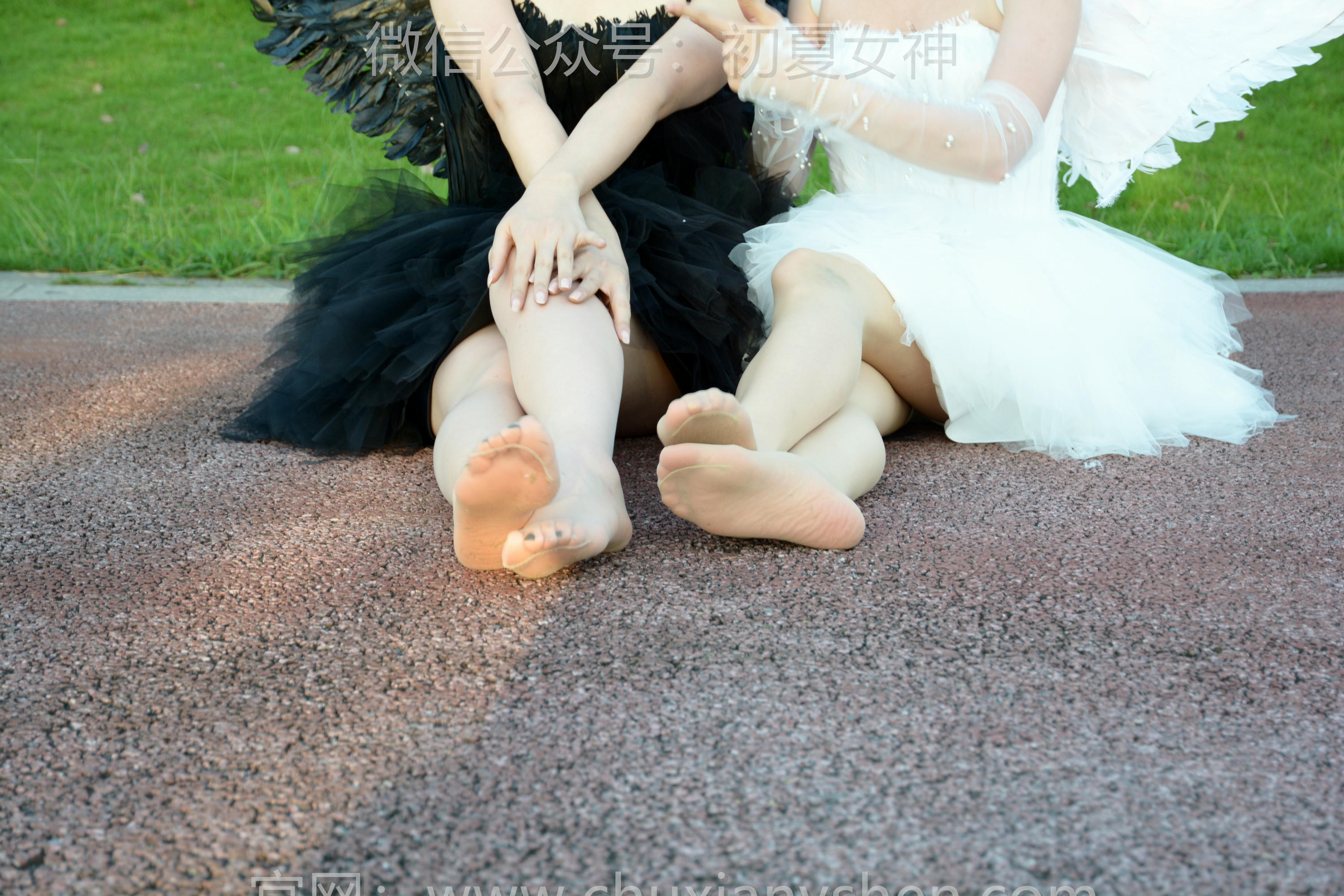 初夏女神 NO.213 双双、环环 黑白天使 [140P1V-6.10GB]_第6集