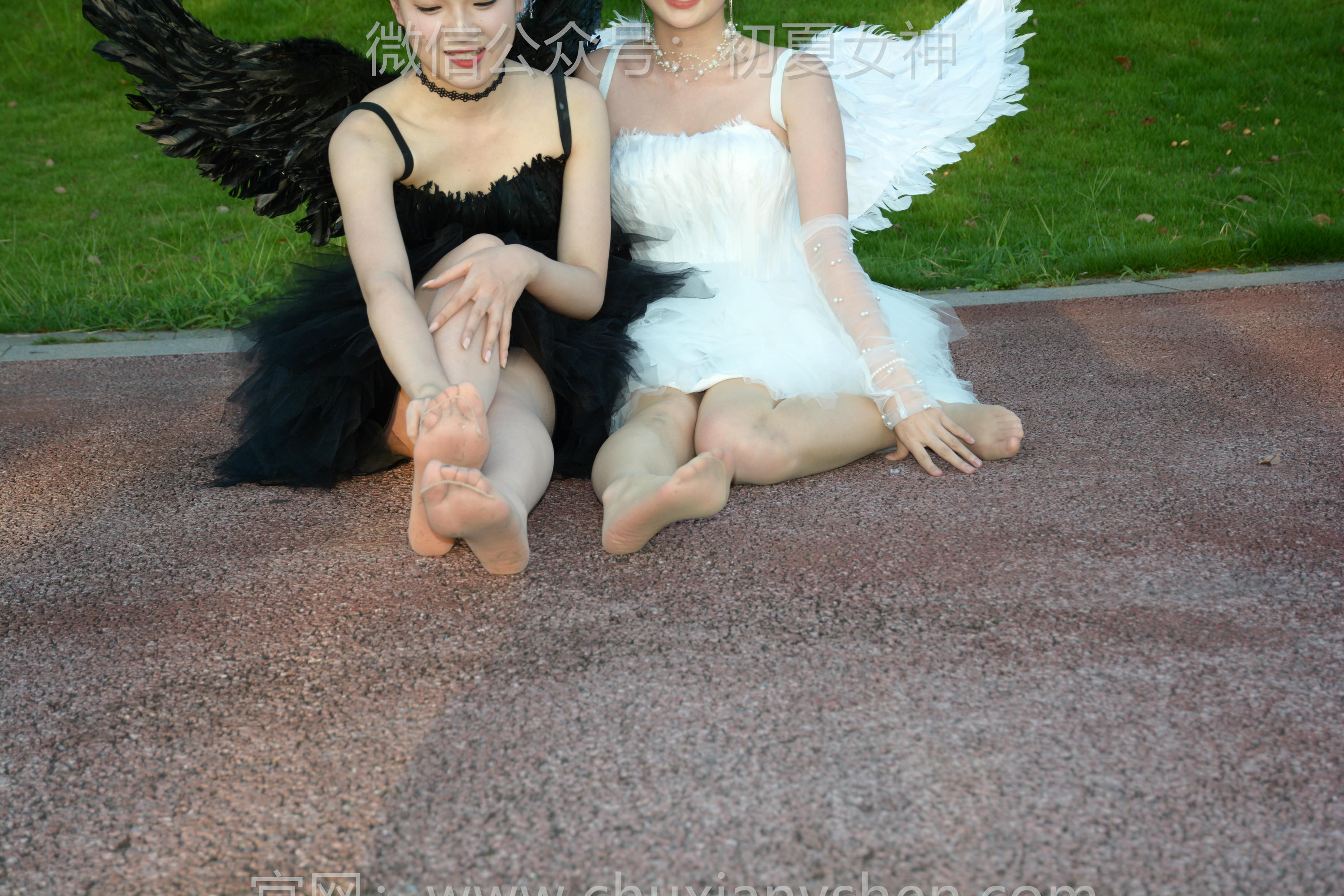 初夏女神 NO.213 双双、环环 黑白天使 [140P1V-6.10GB]_第6集